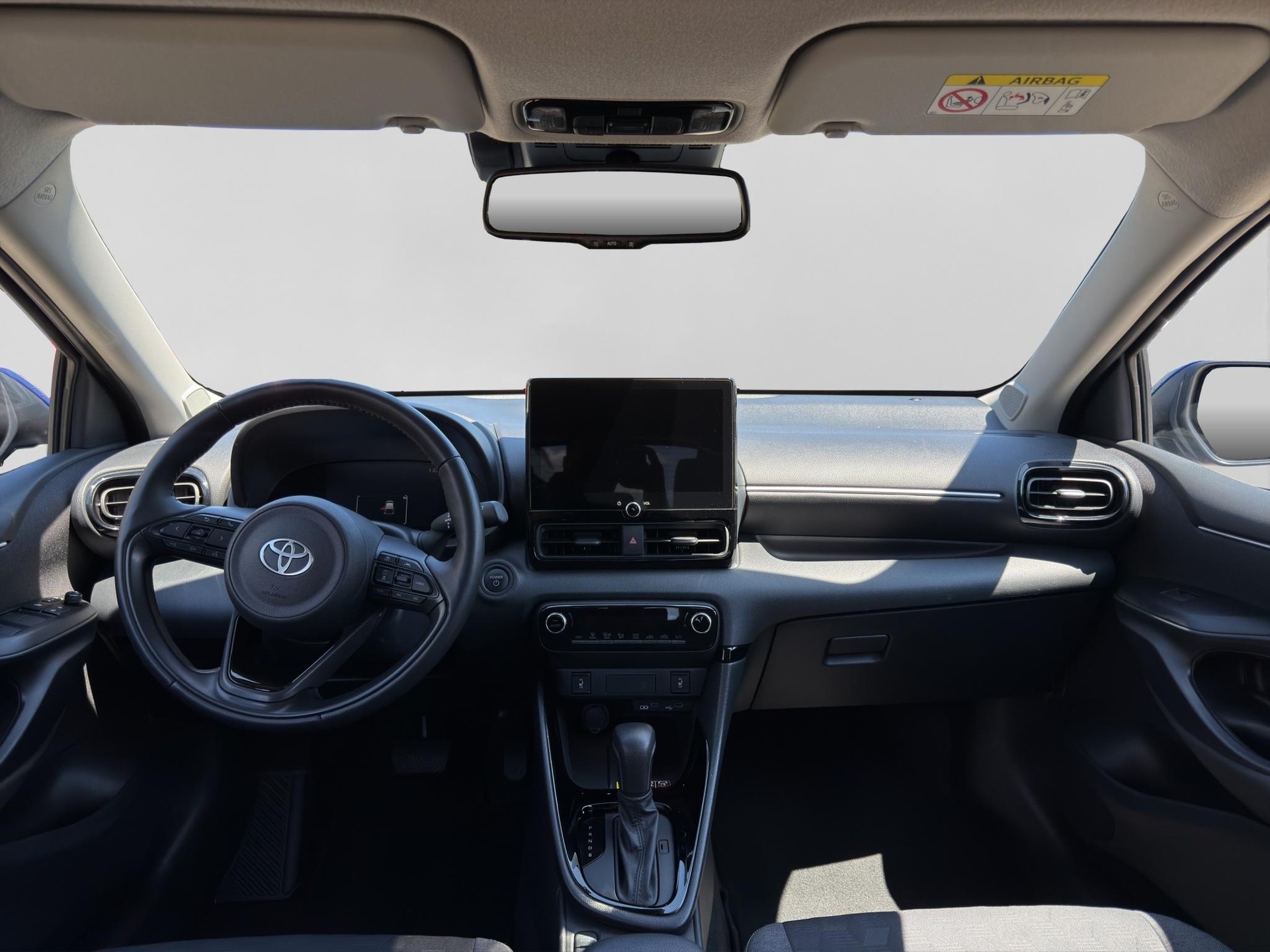 TOYOTA Yaris 1.5 VVT-i HSD Trend-image-7