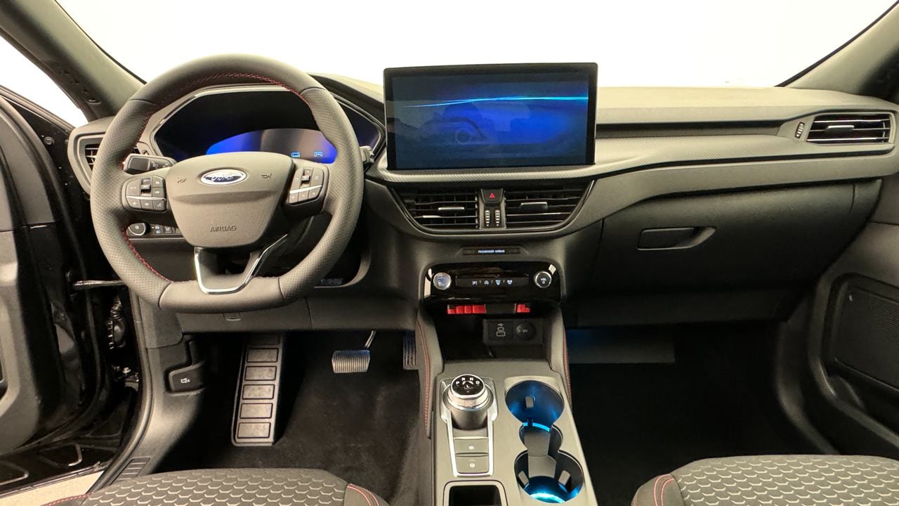 FORD Kuga 1.5 SCTi ST-Line Automat FWD-image-5