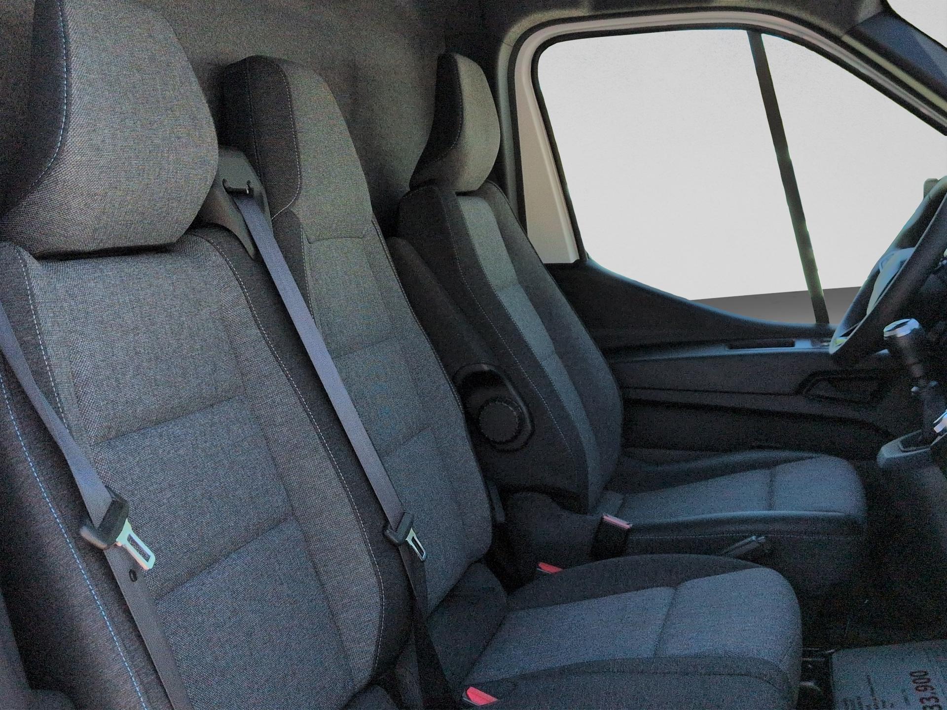 RENAULT Master T35 2.0 Blue dCi 130 L3H2 Extra-image-14