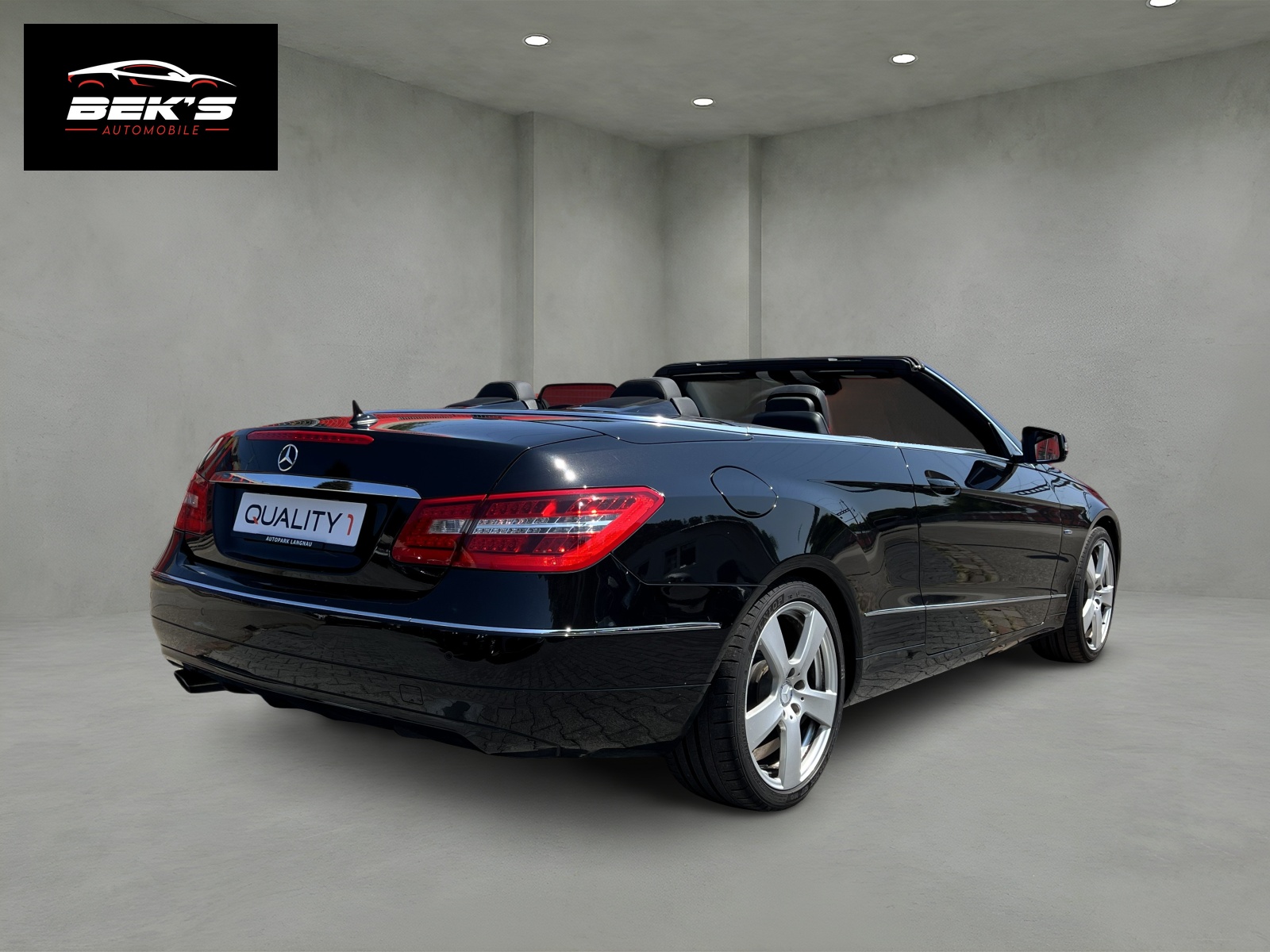 MERCEDES-BENZ E 250 CGI BlueEfficiency Automatic-image-4
