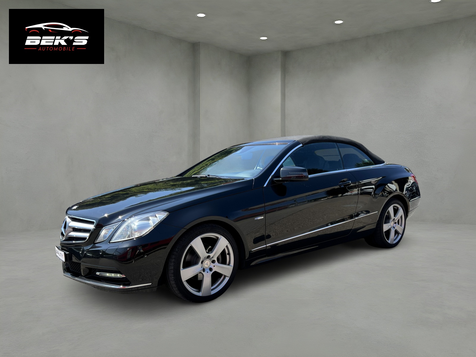 MERCEDES-BENZ E 250 CGI BlueEfficiency Automatic-image-23