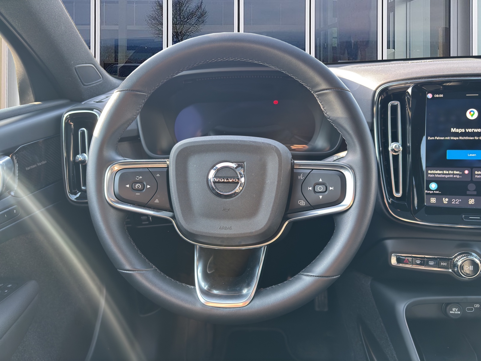 VOLVO C40 Recharge Twin-image-9