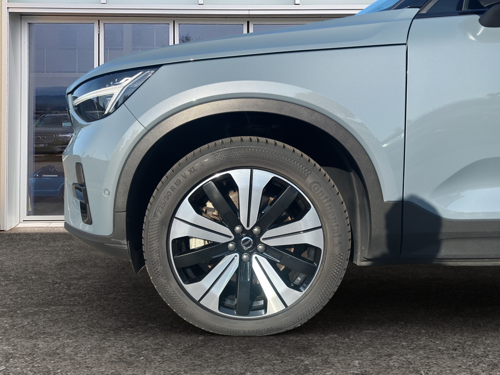 VOLVO C40 Recharge Twin-image-16