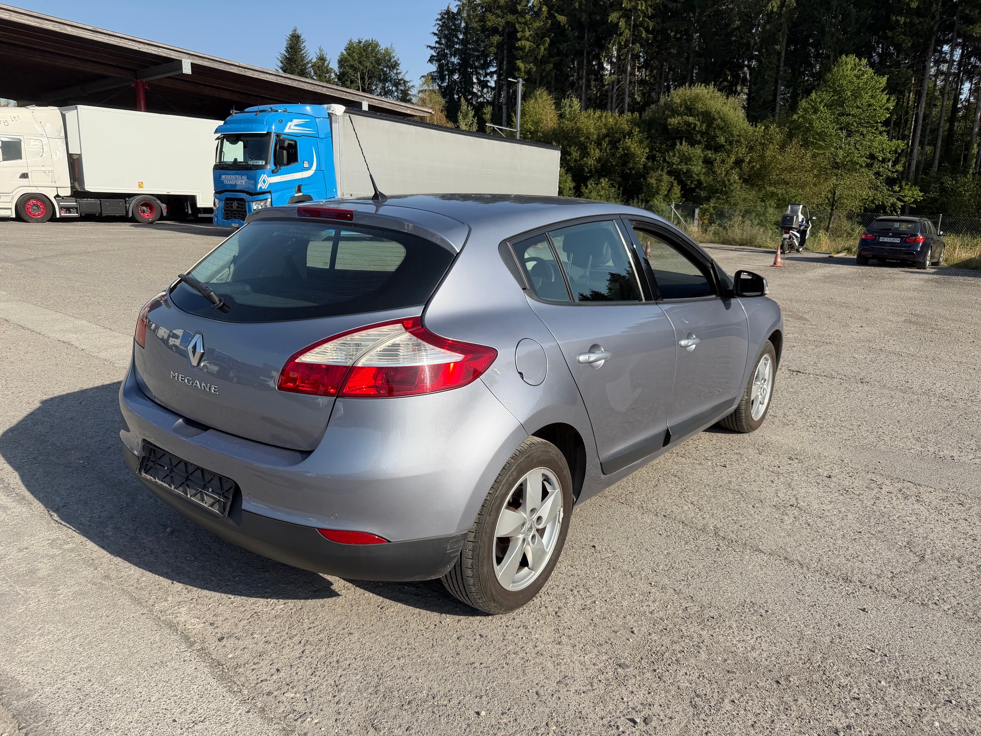 RENAULT Mégane 2.0 16V Dynamique CVT-image-4