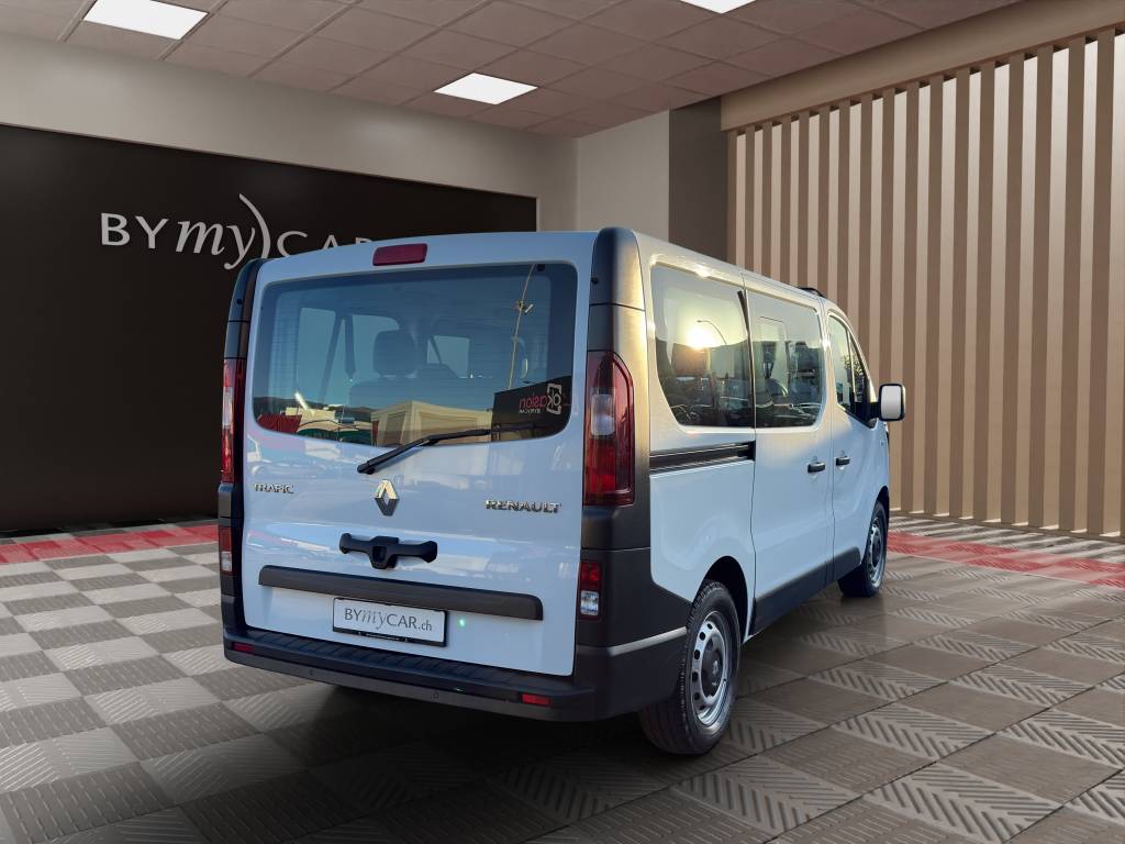 RENAULT Trafic Blue dCi 120 Passenger Life-image-2