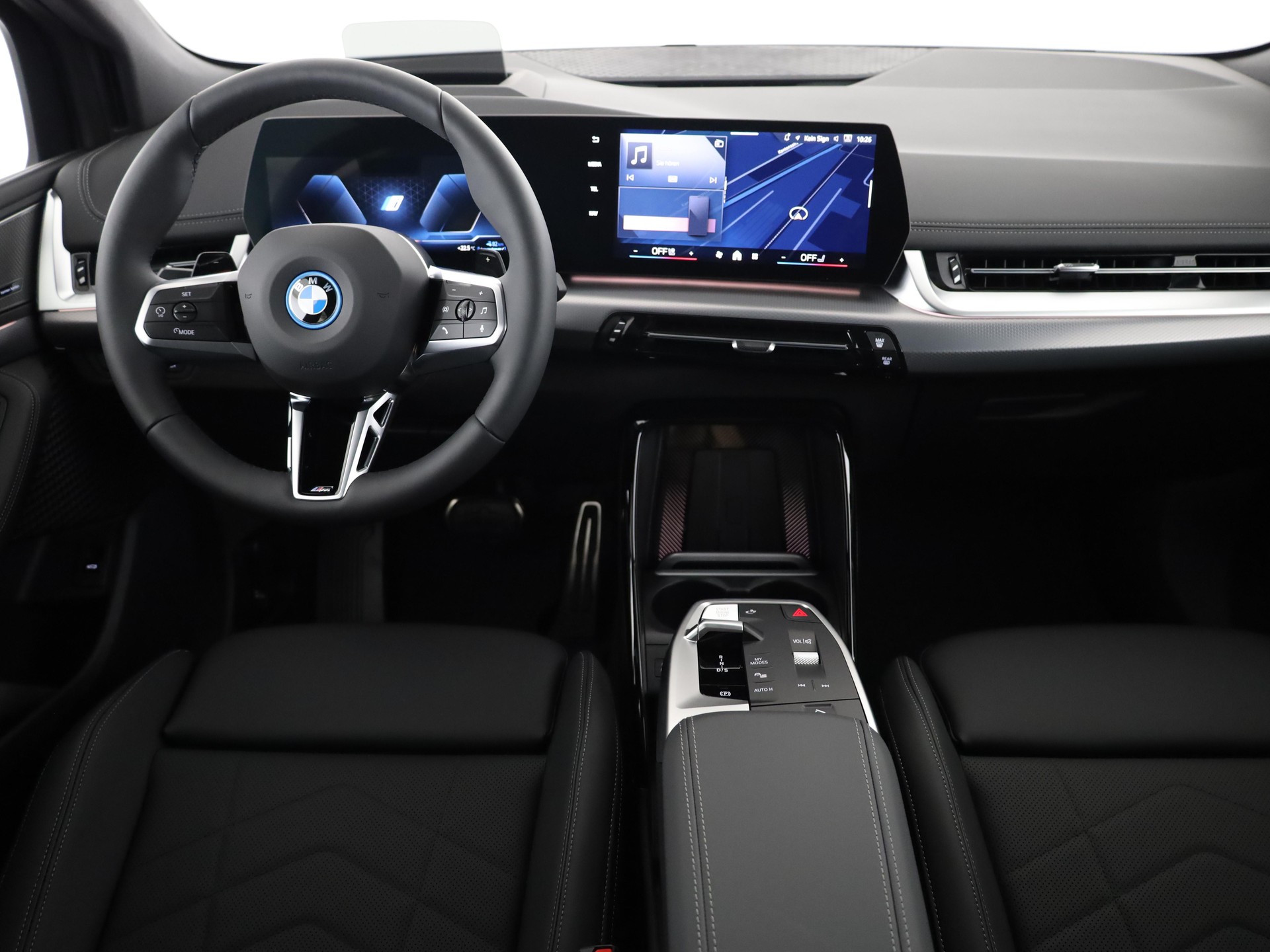 BMW 230e xDrive paddles Active Tourer-image-4
