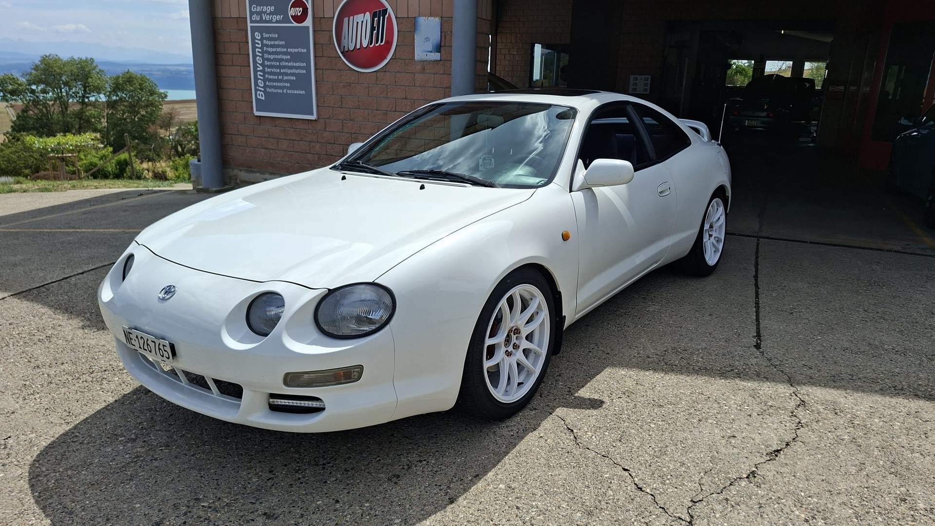 TOYOTA Celica 2.0 GT-image-1