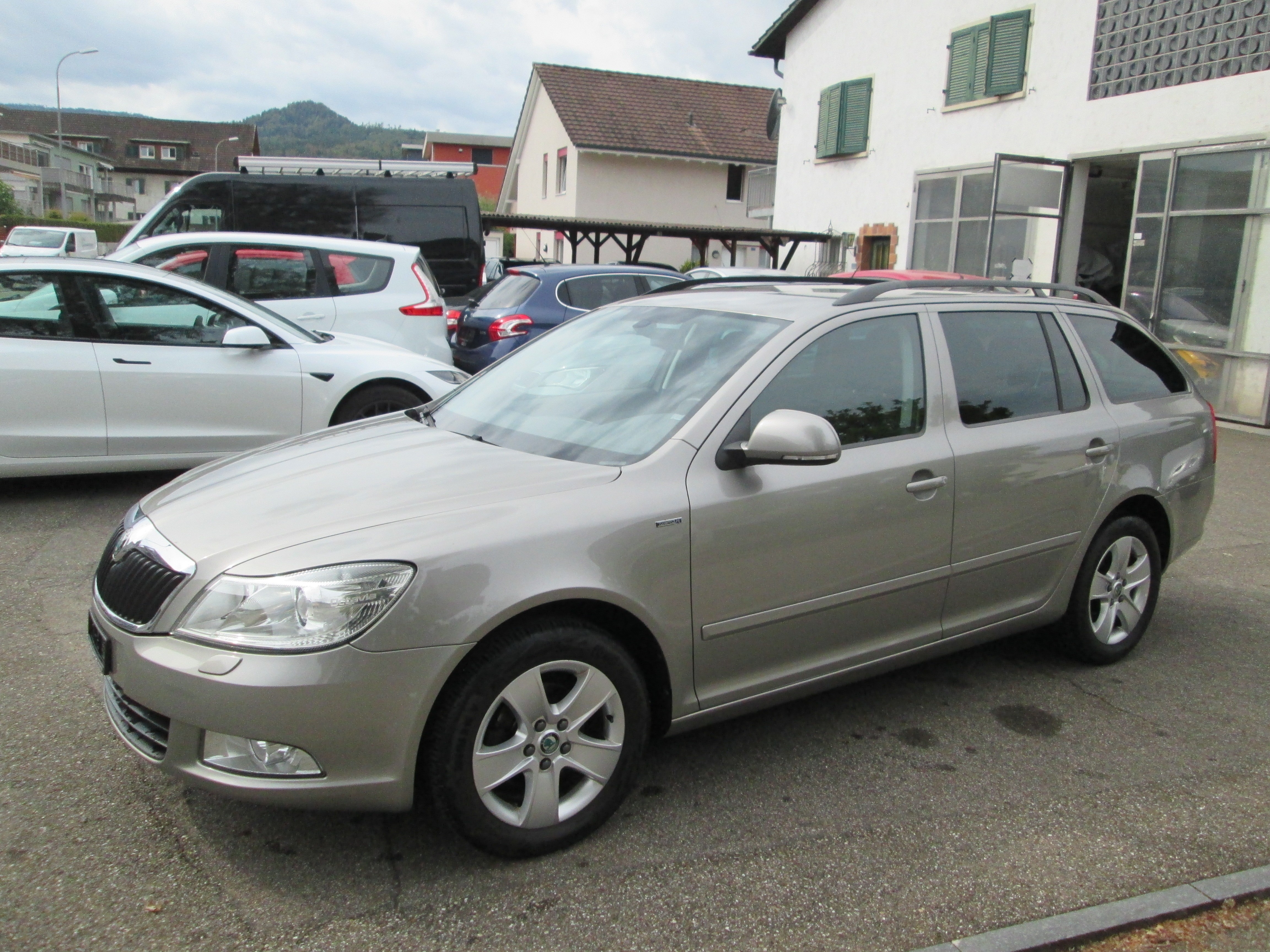 Car photo