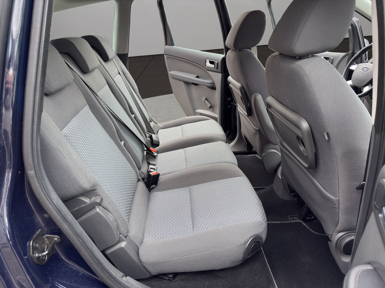 FORD C-Max 1.8 Trend-image-18