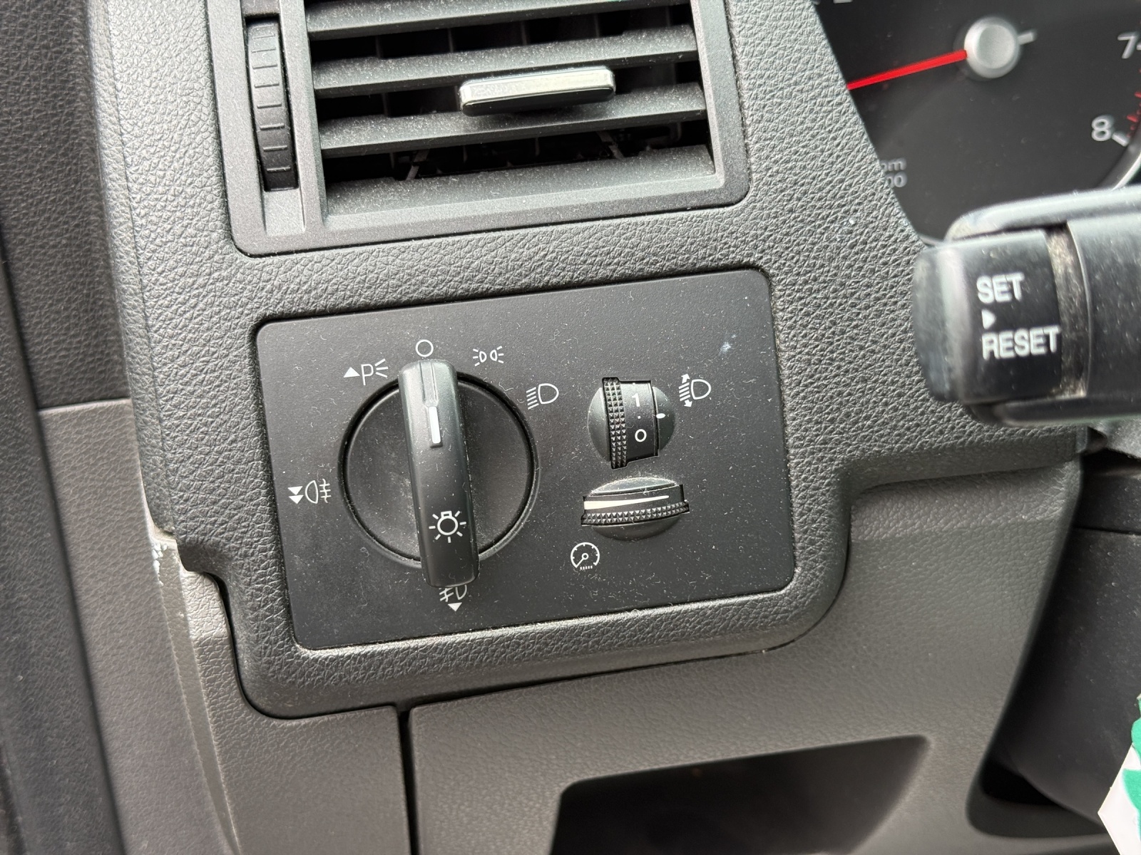 FORD C-Max 1.8 Trend-image-22