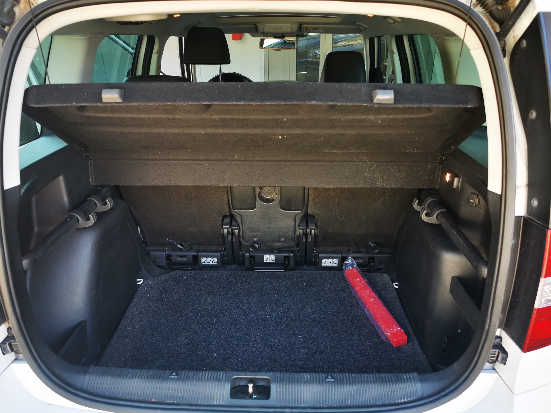 SKODA Yeti 1.8 TSI Ambition 4x4 DSG-image-7