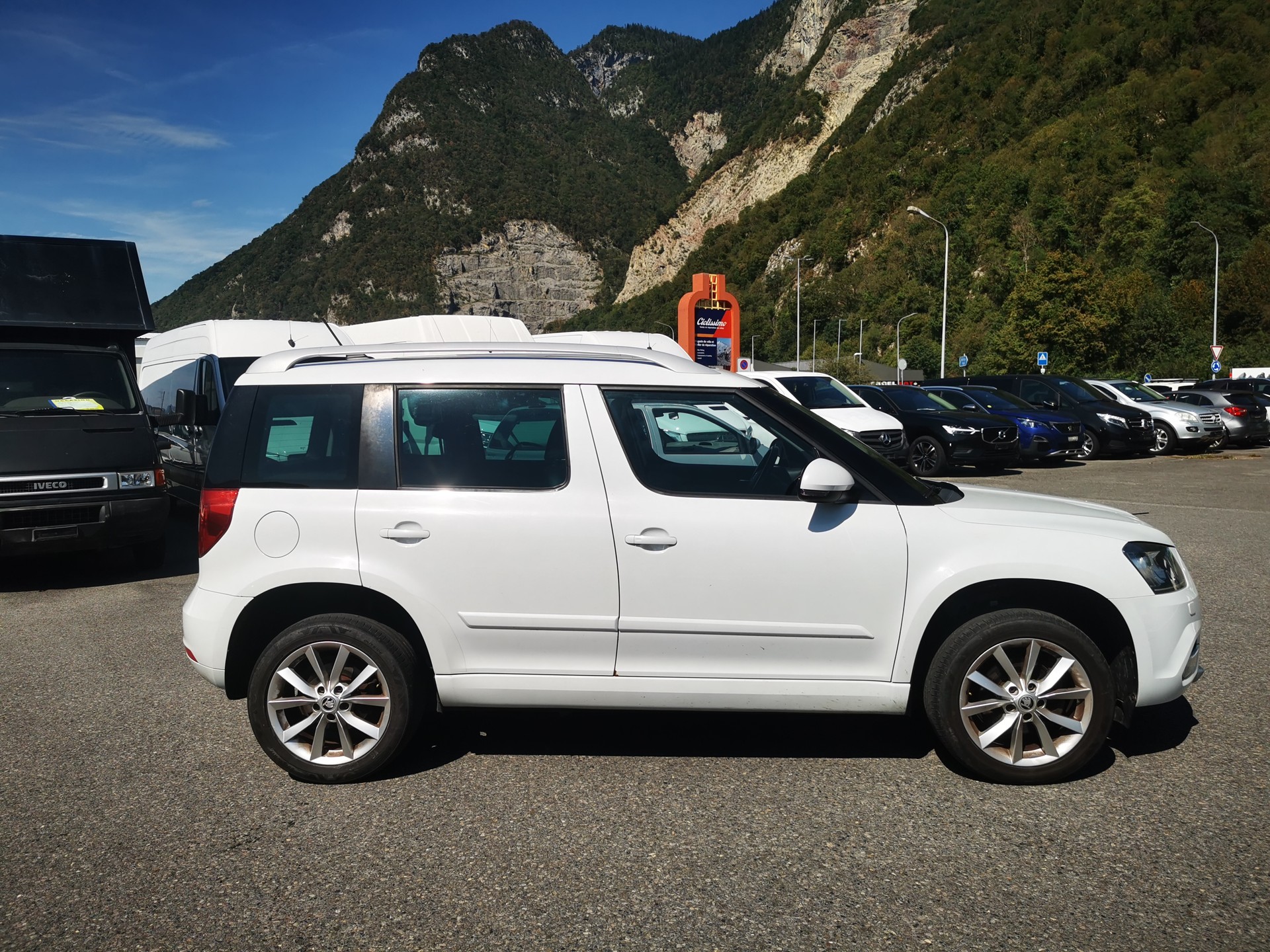 SKODA Yeti 1.8 TSI Ambition 4x4 DSG-image-4