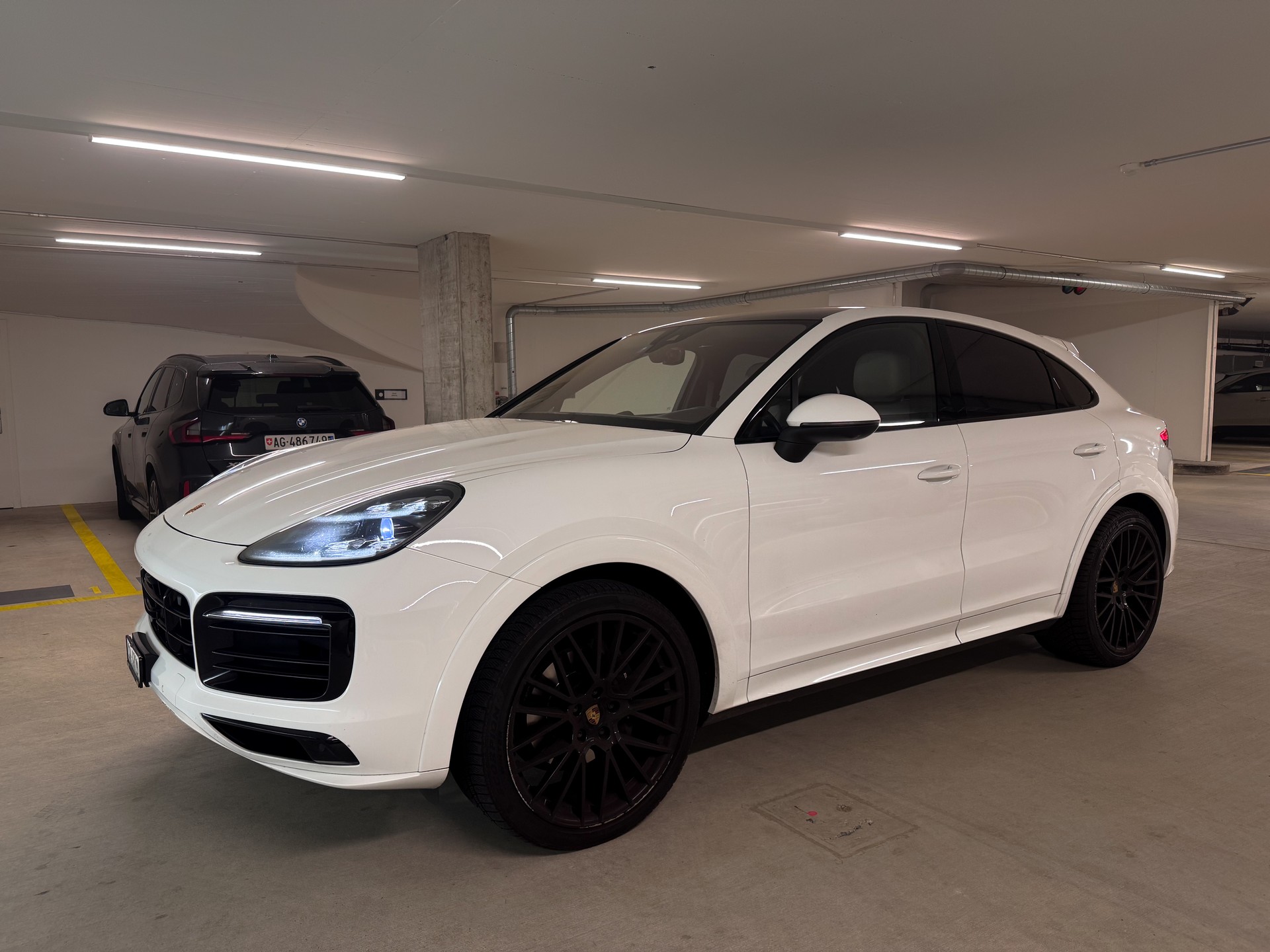 PORSCHE 3.0 V6 Platinum Edition-image-13