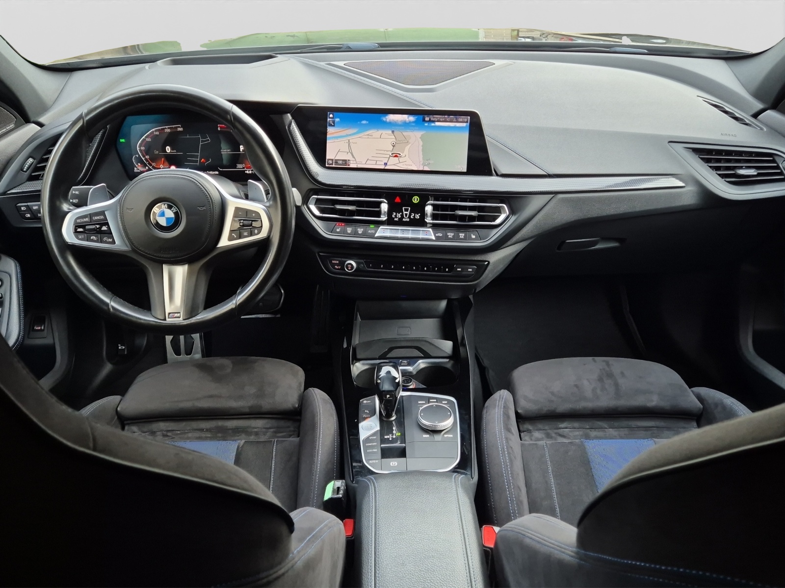 BMW 120d xDrive Steptronic M Sport-image-10