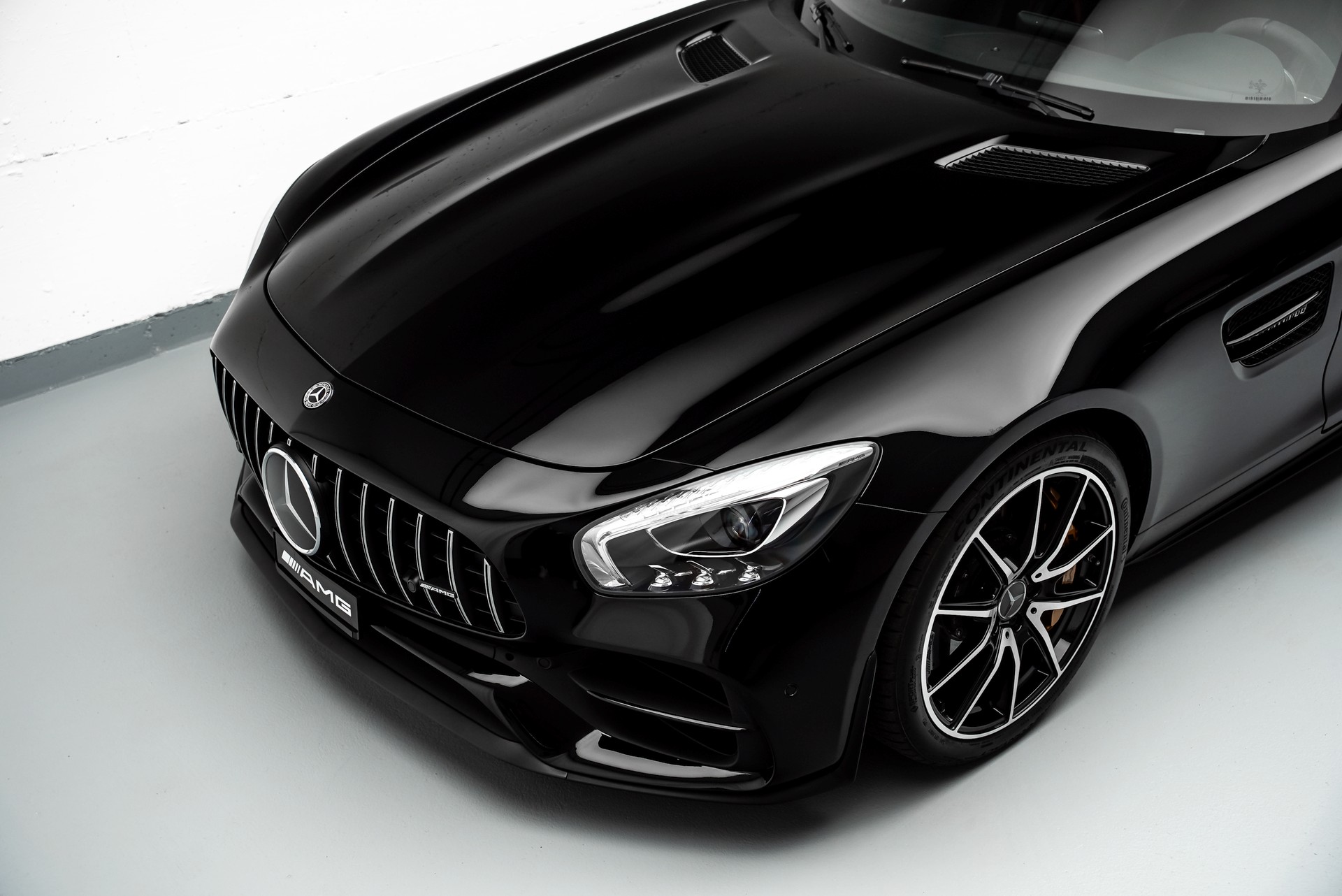 MERCEDES-BENZ AMG GT S Edition 1-image-3