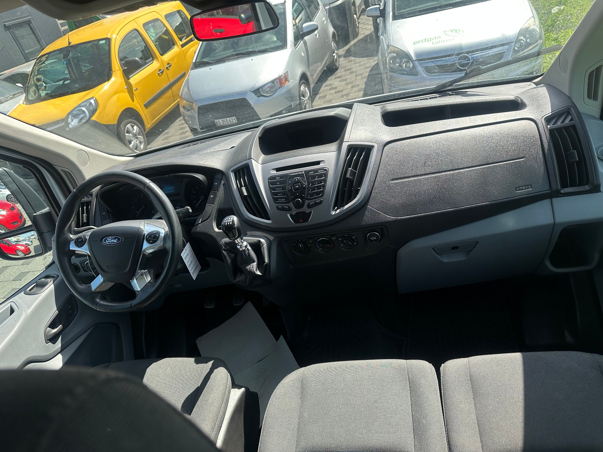 FORD Transit 350M 4x4 9 Plãtze-image-6