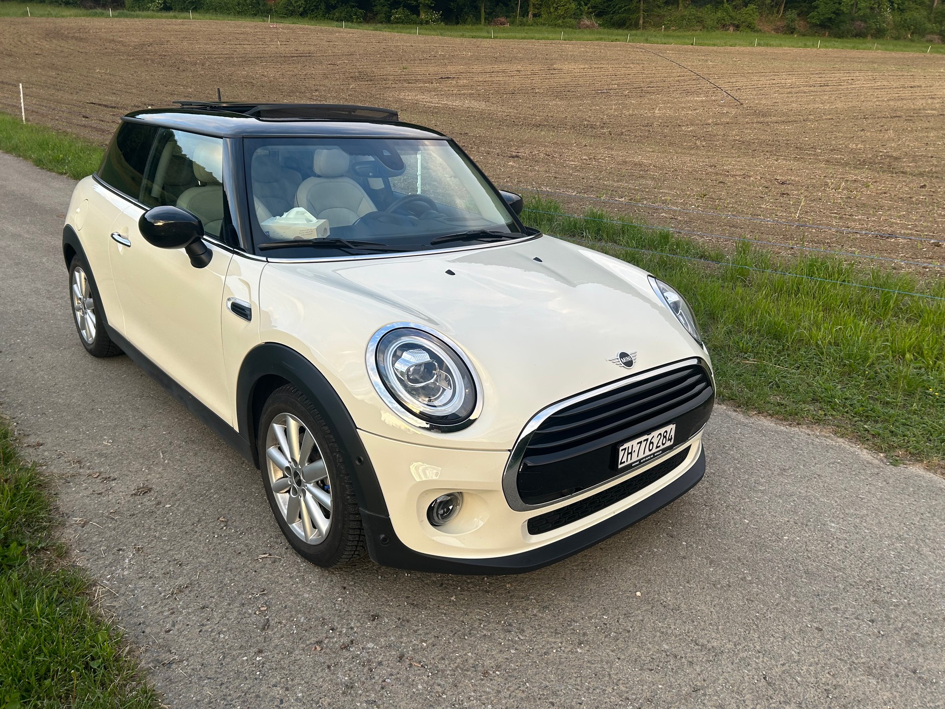MINI 1.5i Cooper-image-3