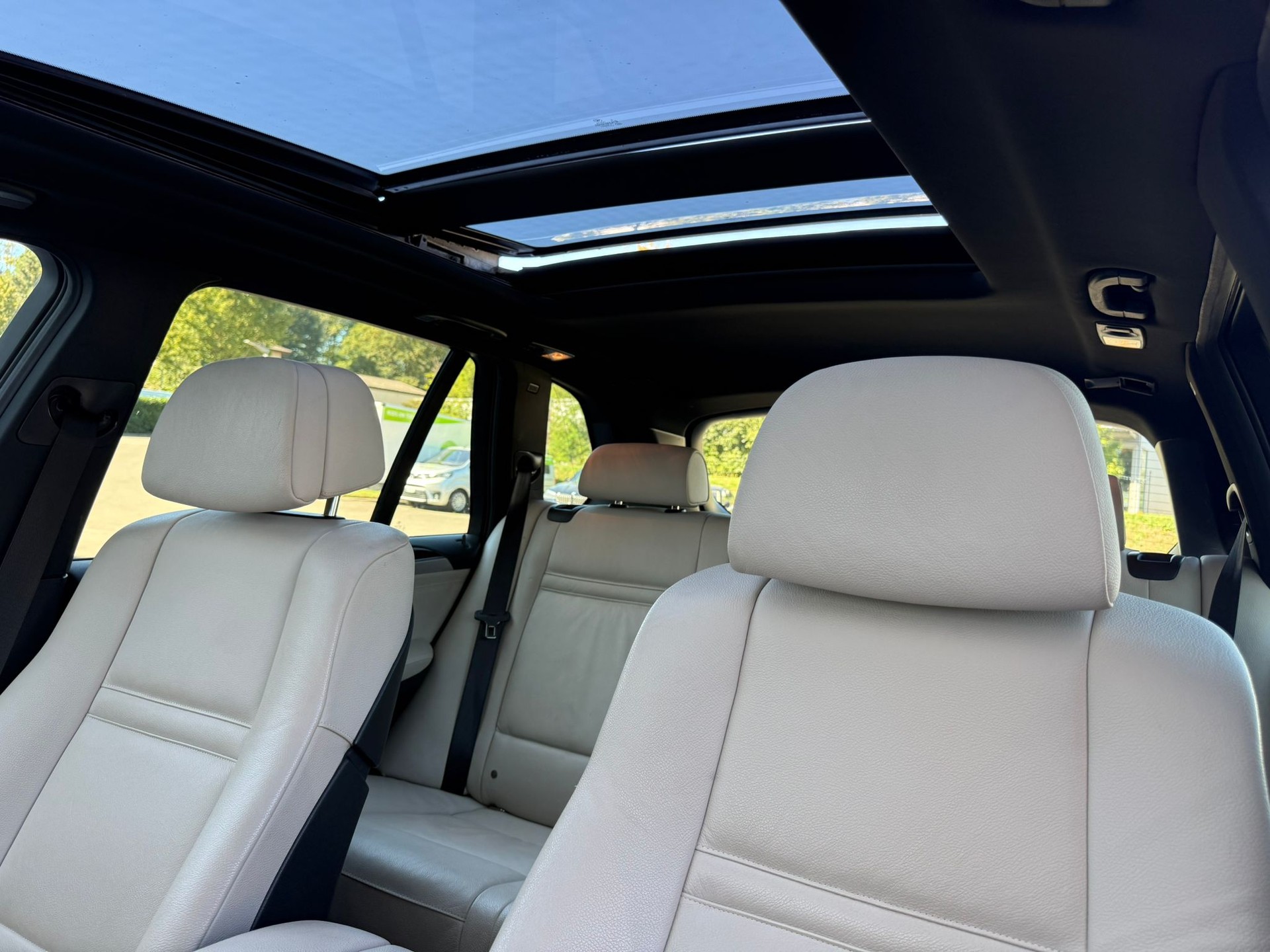 BMW X5 xDrive 40d Steptronic-image-12