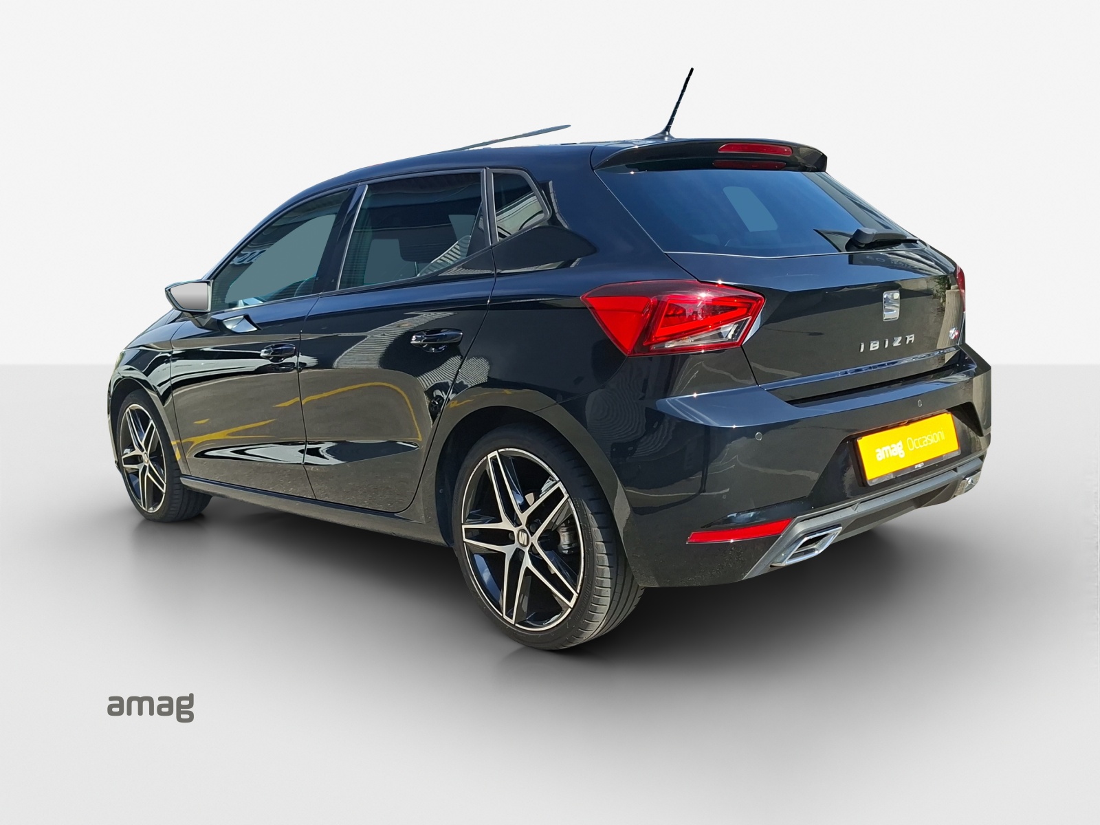 SEAT Ibiza 1.0 EcoTSI Hola FR-image-2
