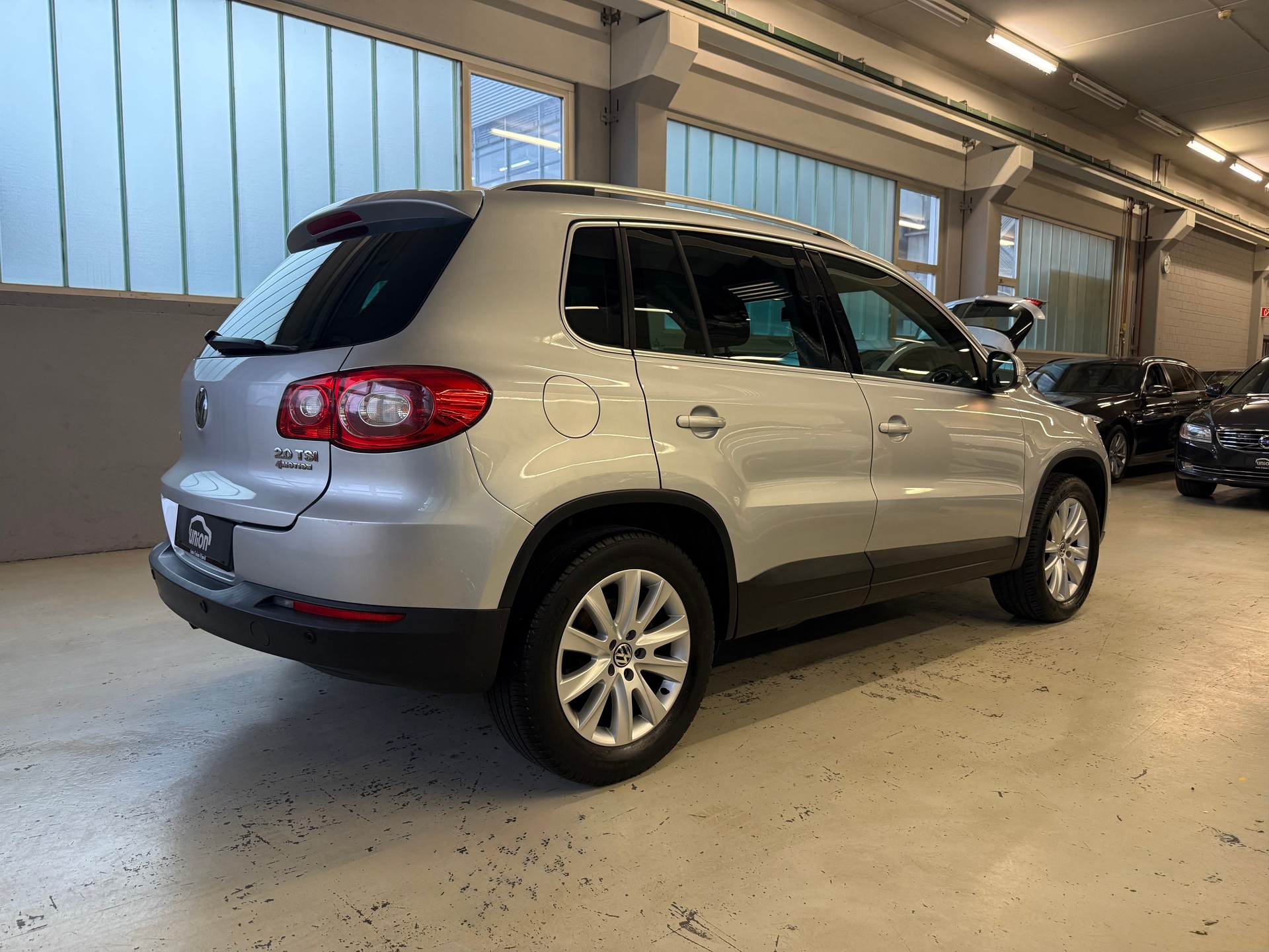 VW Tiguan 2.0 TSI Sport&Style-image-5