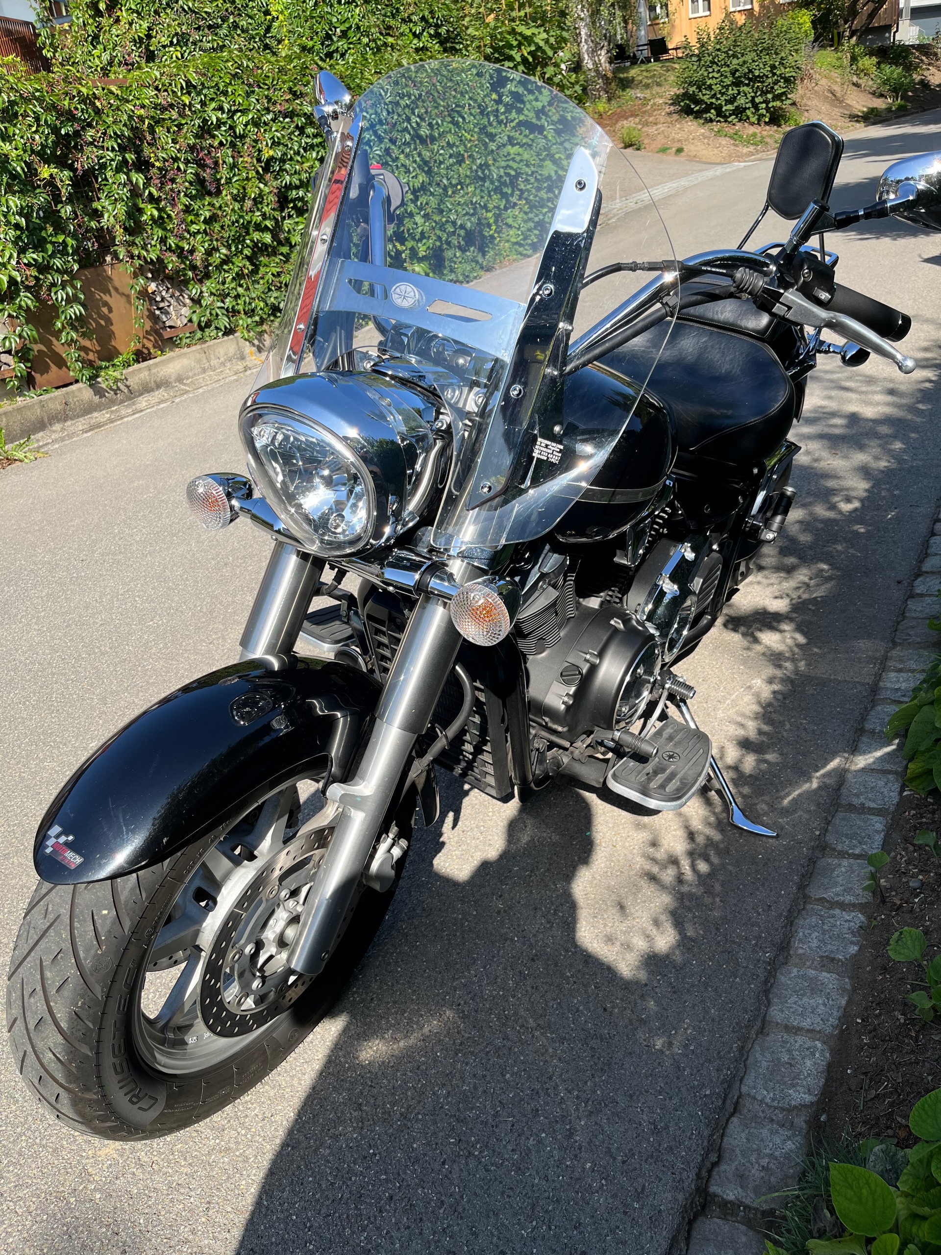 YAMAHA XVS 1300 A Midnight Star