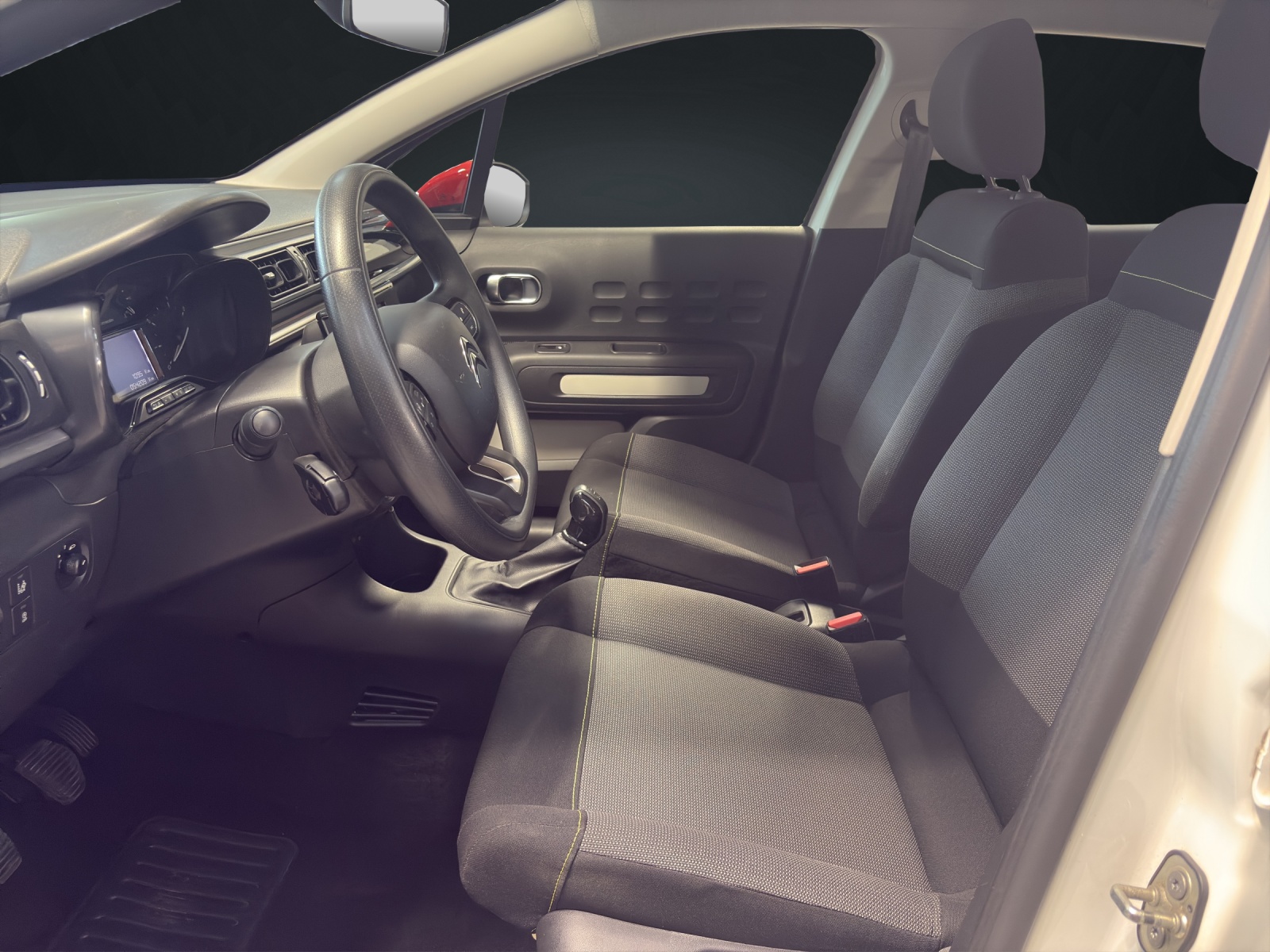 CITROEN C3 1.2i PureTech Feel-image-10