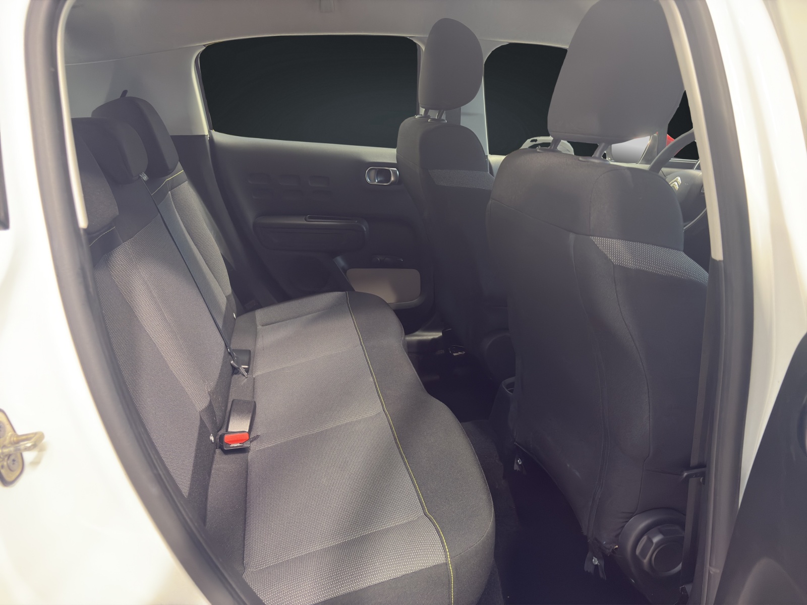 CITROEN C3 1.2i PureTech Feel-image-13
