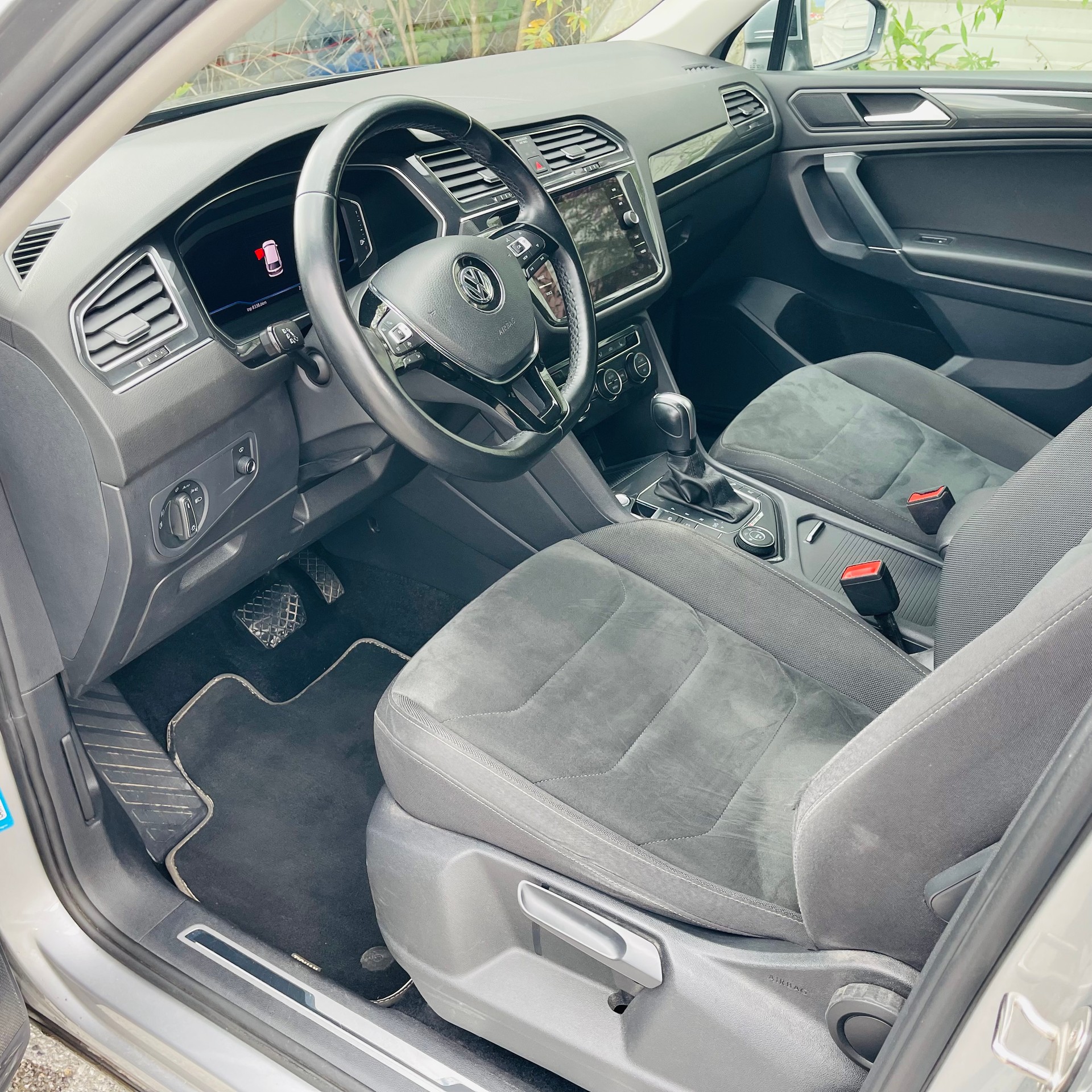 VW Tiguan Allspace 2.0TSI Highline 4Motion DSG-image-8