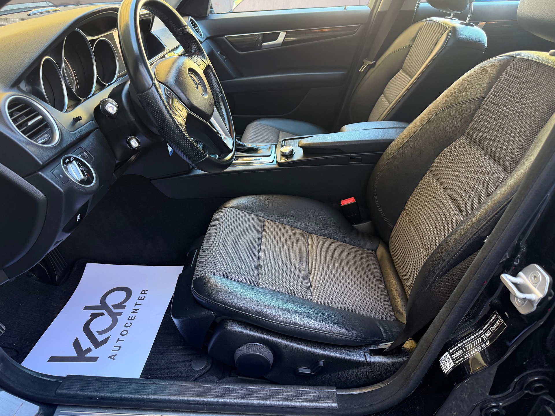 MERCEDES-BENZ C 180 CDI Avantgarde 7G-Tronic-image-17