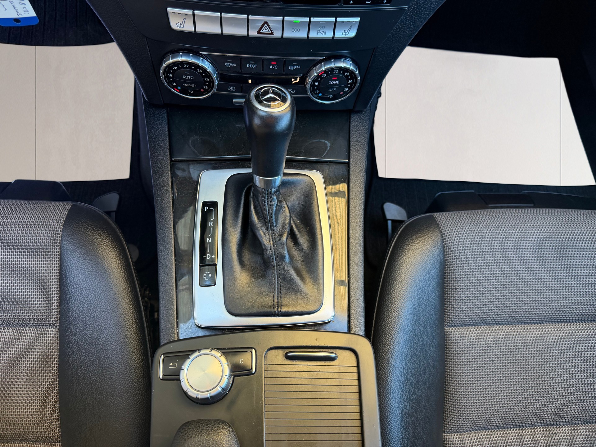 MERCEDES-BENZ C 180 CDI Avantgarde 7G-Tronic-image-11