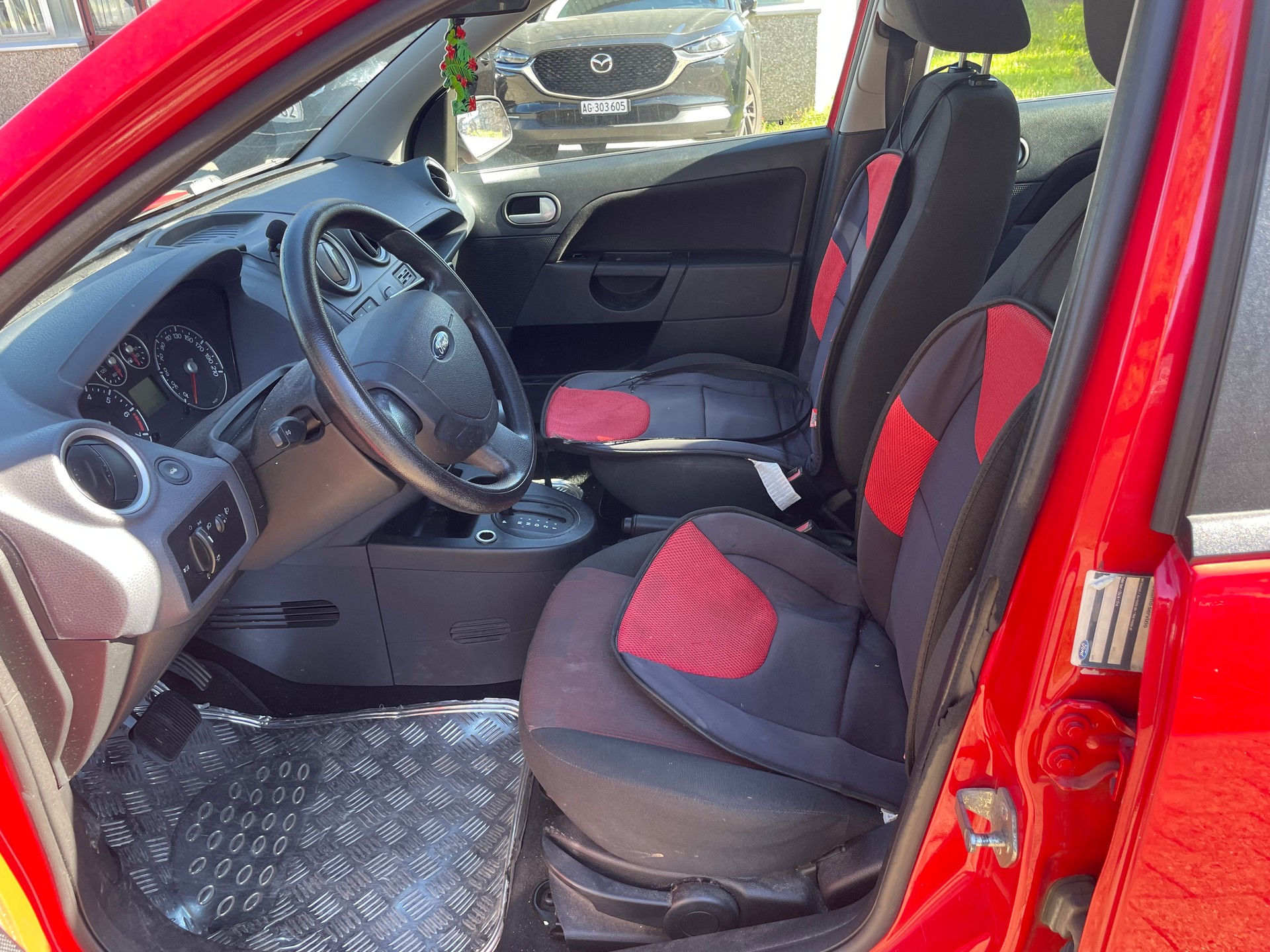 FORD Fiesta 1.6 16V Trend-image-10