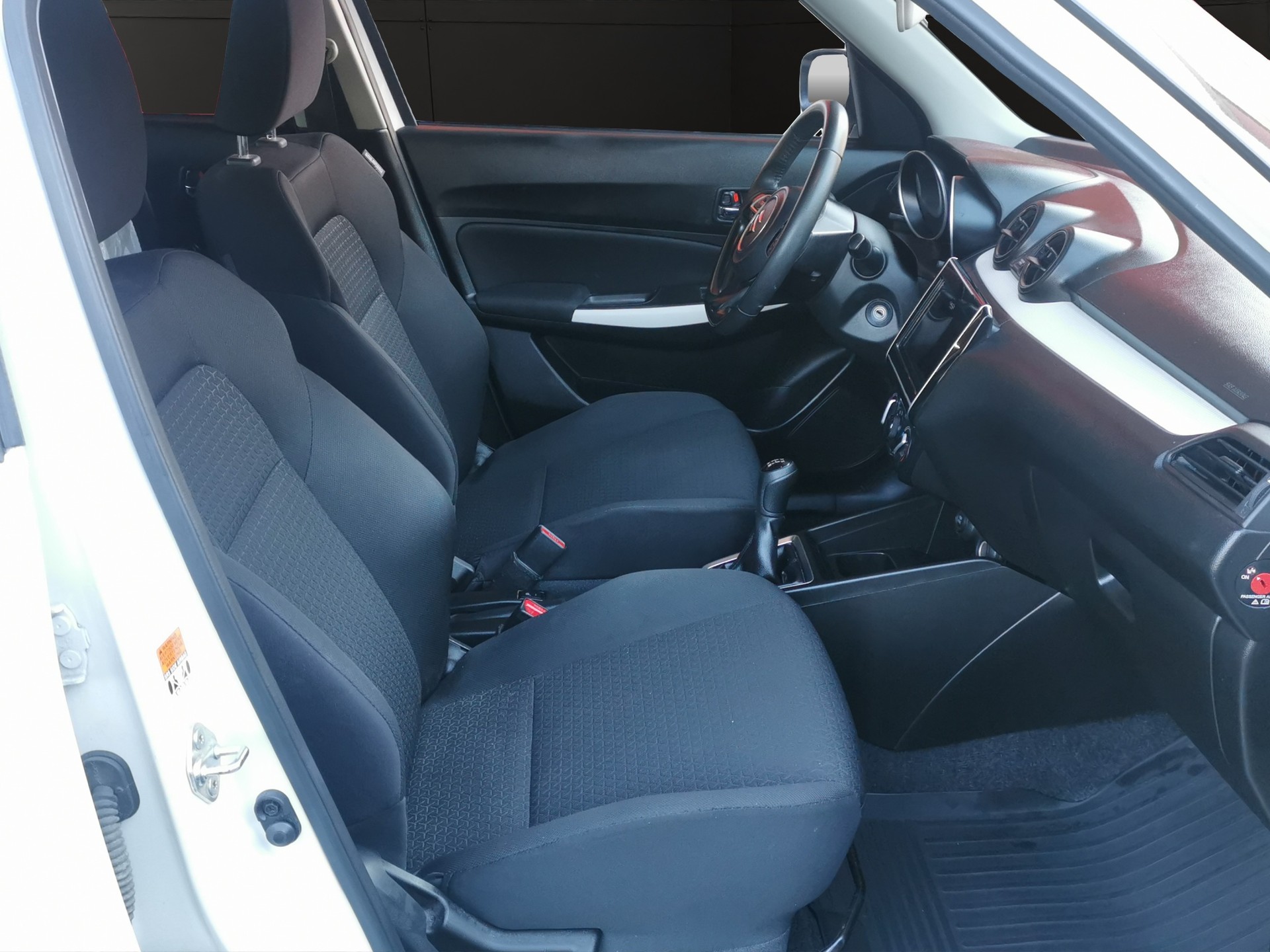 SUZUKI Swift 1.2i Compact+ Allgrip 4x4-image-12