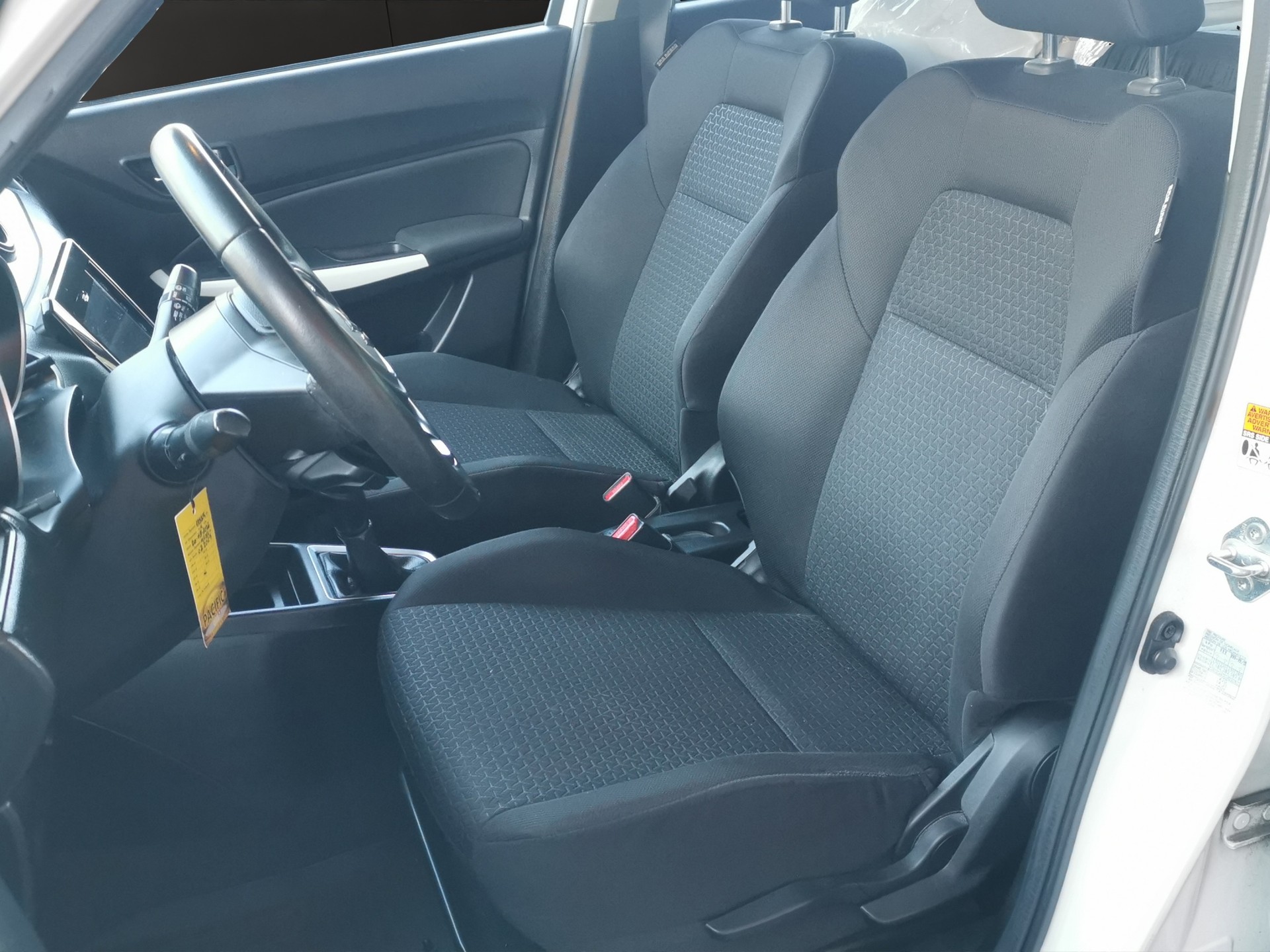 SUZUKI Swift 1.2i Compact+ Allgrip 4x4-image-10