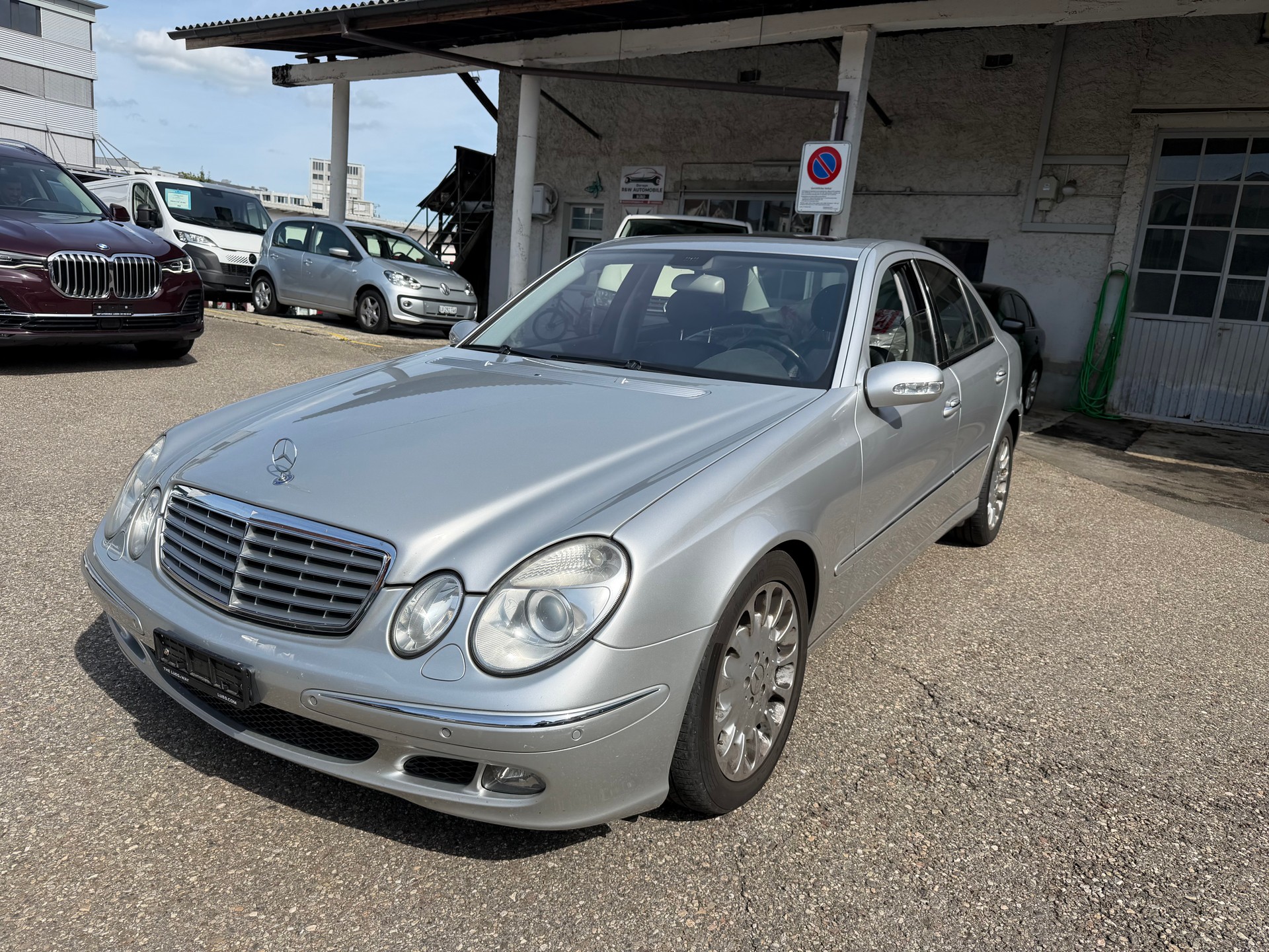 MERCEDES-BENZ E 500 Avantgarde 4Matic Automatic-image-0