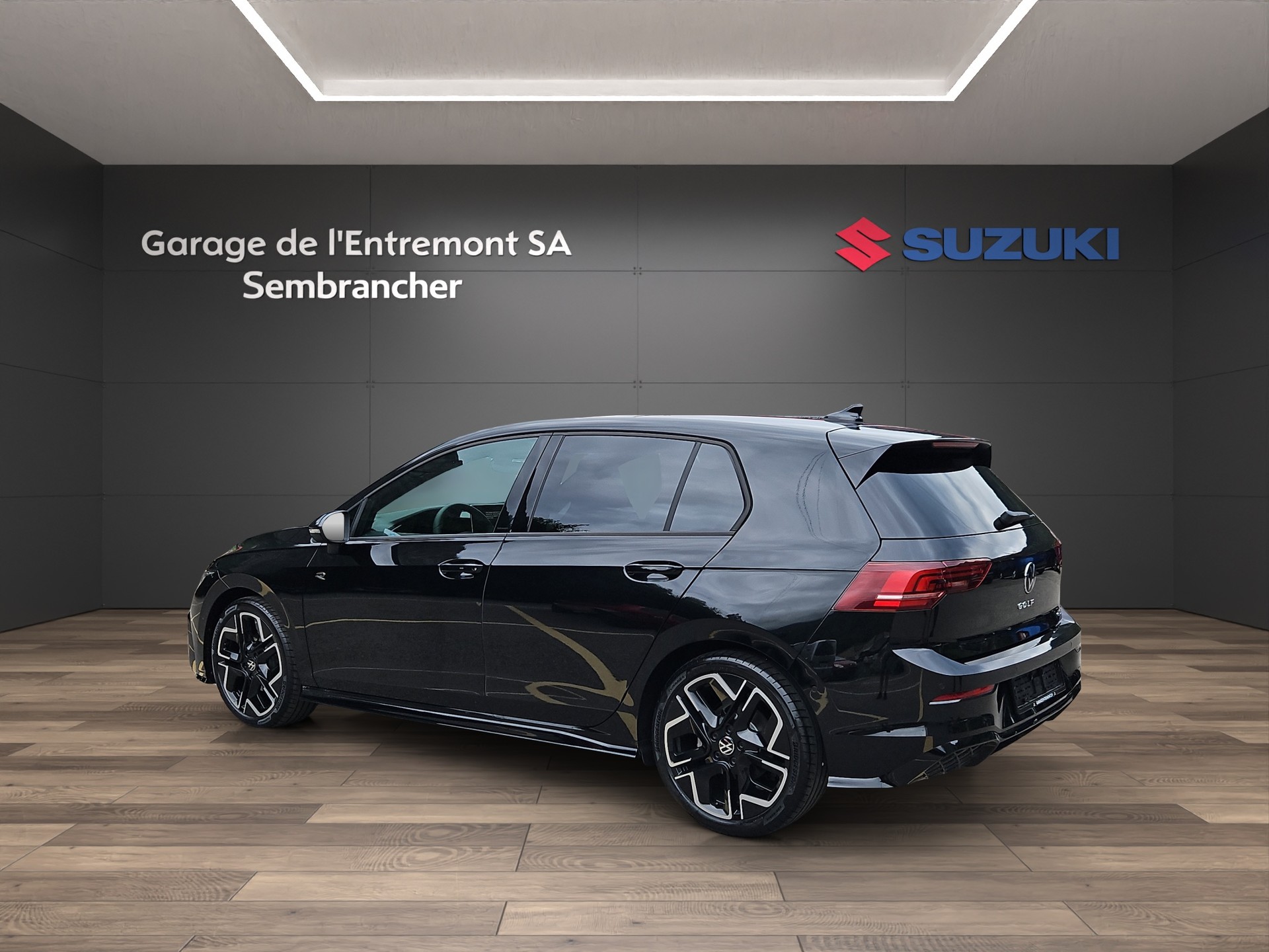 VW Golf 1.5 e TSI mHEV R-Line DSG-image-3