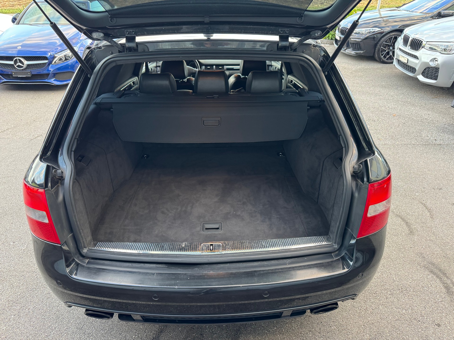 AUDI RS6 plus Avant quattro tiptronic-image-20