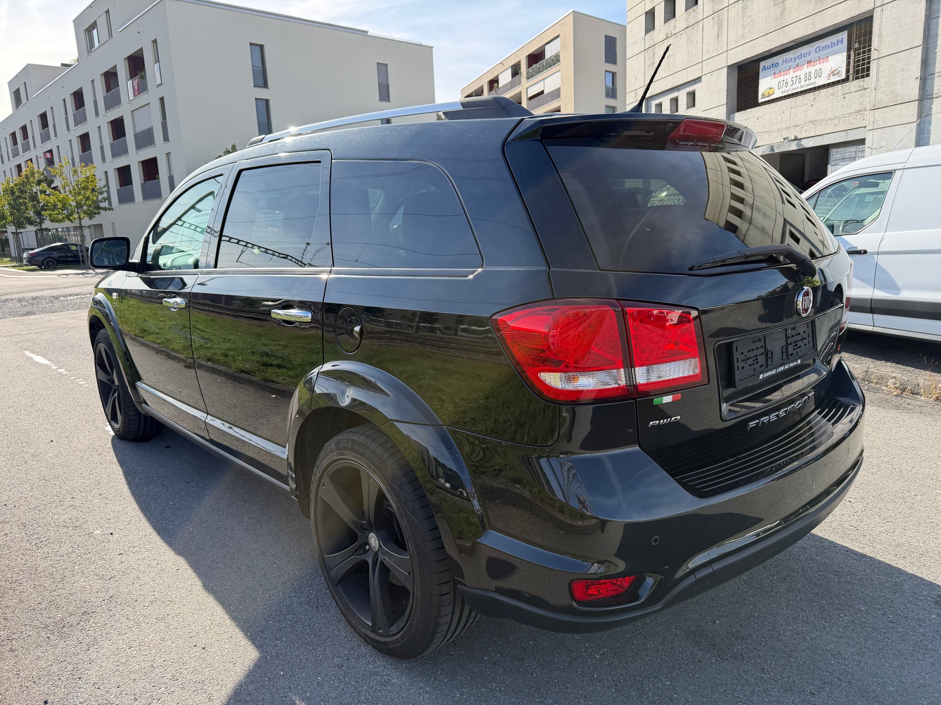 FIAT Freemont 2.0 MJ Lounge AWD Automat-image-5