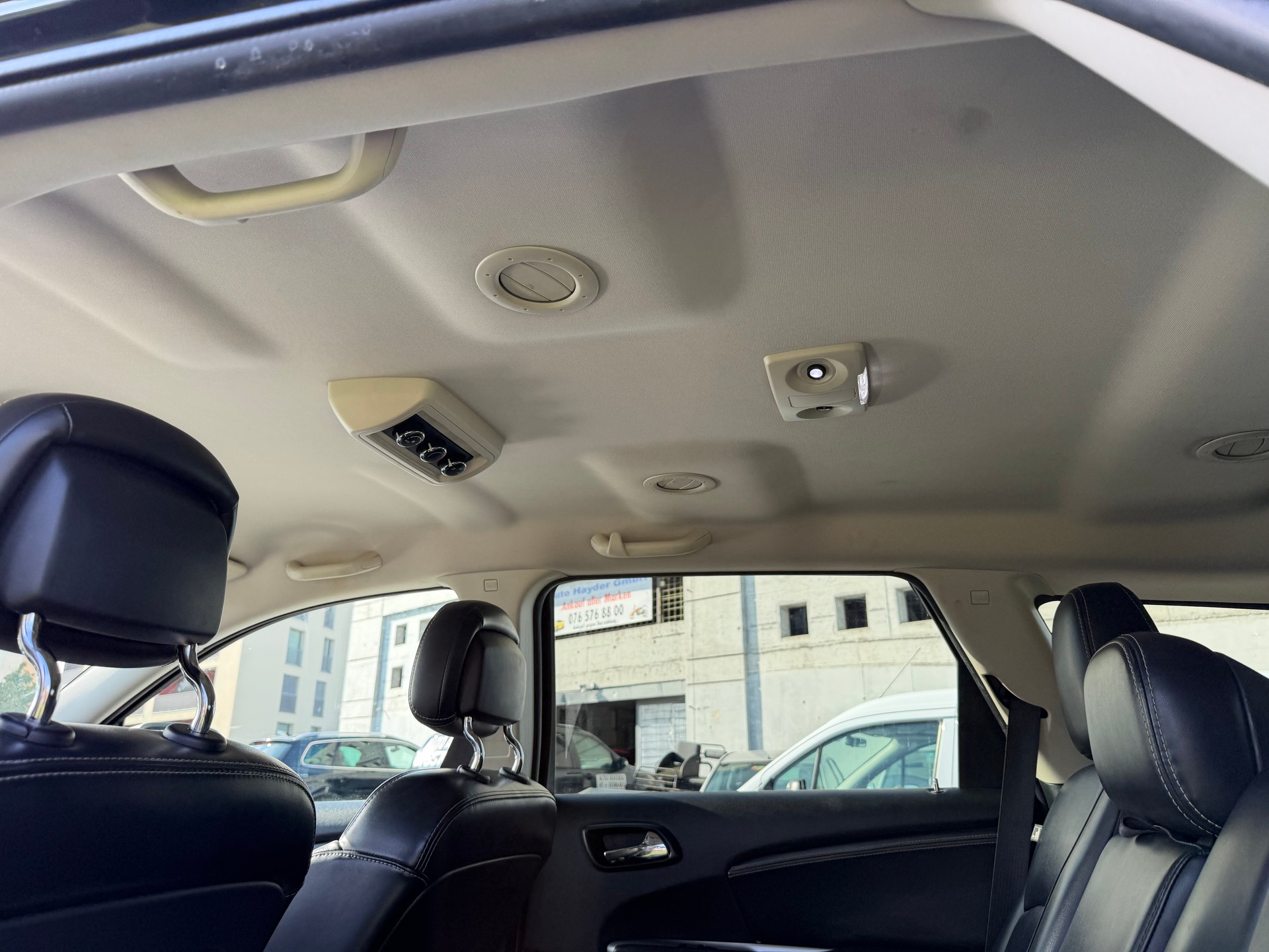 FIAT Freemont 2.0 MJ Lounge AWD Automat-image-10