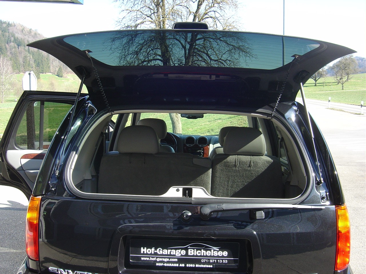 GMC Denali 5.3 AWD-image-8