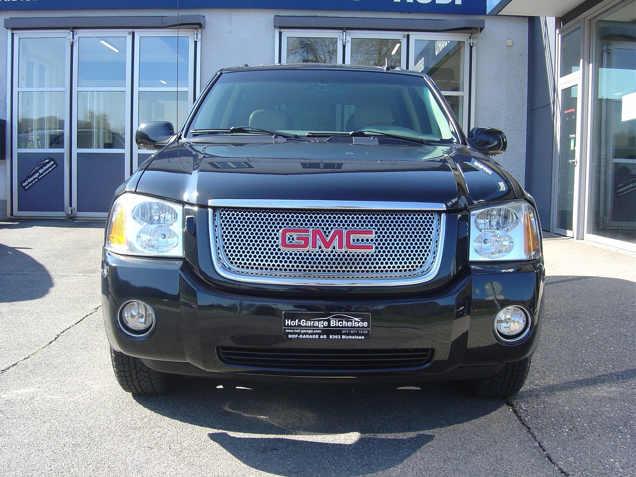 GMC Denali 5.3 AWD-image-2