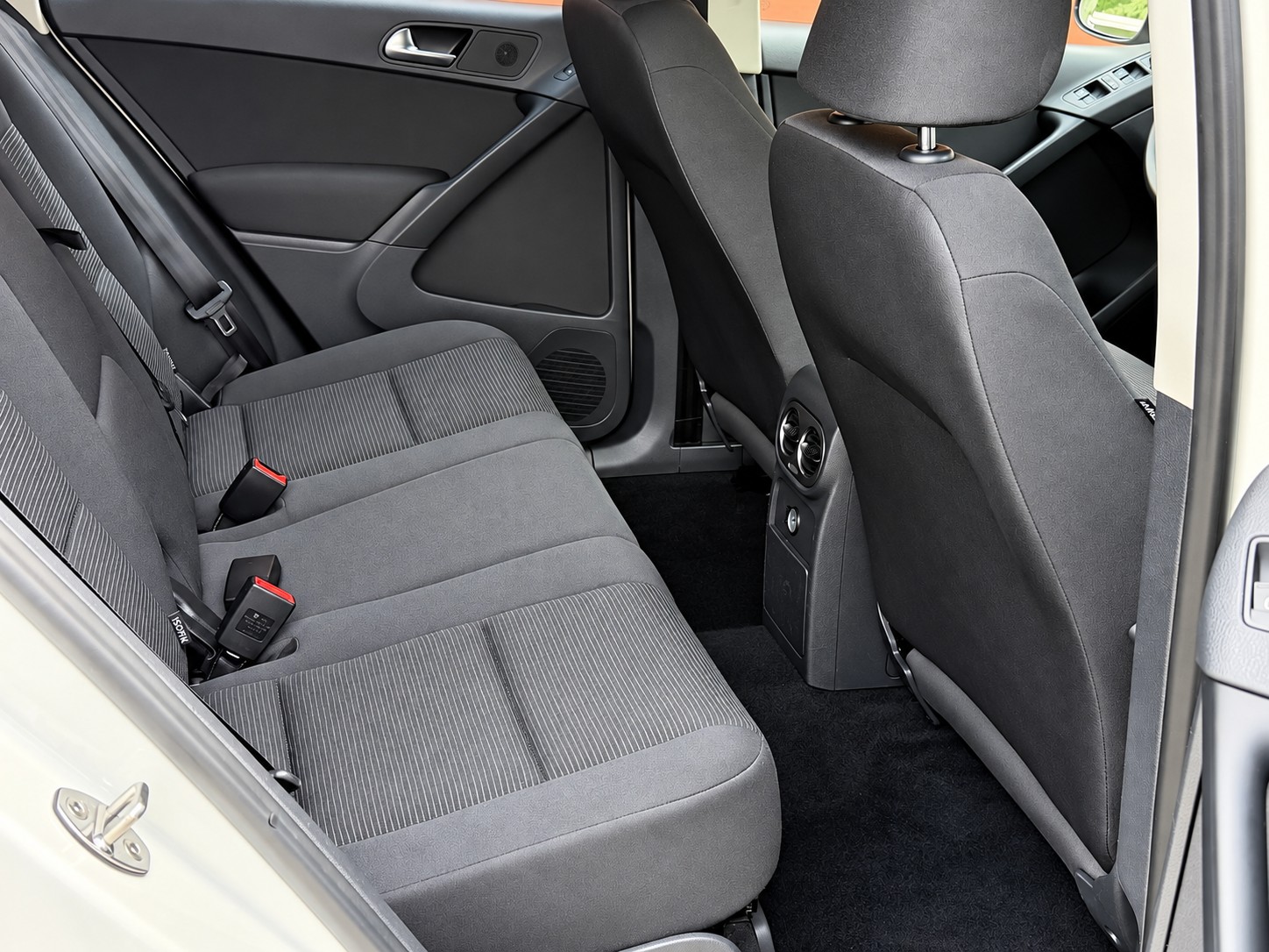 VW Tiguan 1.4 TSI BlueMotion Trend&Fun 4x2-image-6