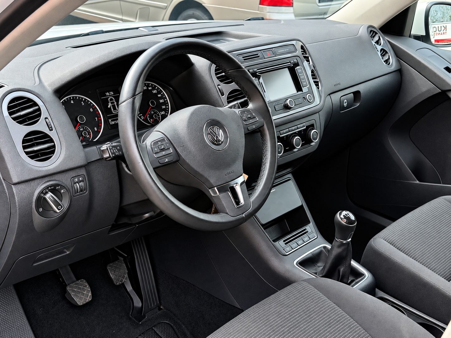 VW Tiguan 1.4 TSI BlueMotion Trend&Fun 4x2-image-5