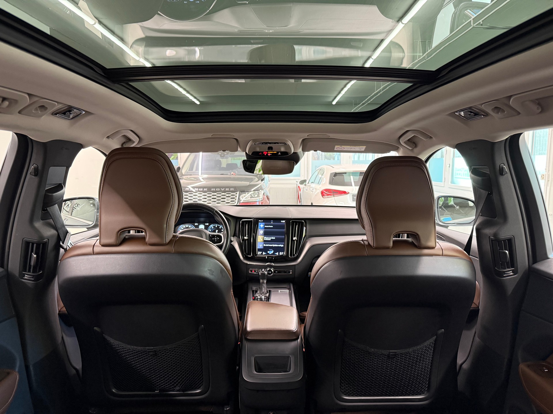 VOLVO XC60 T5 AWD Inscription Geartronic-image-16