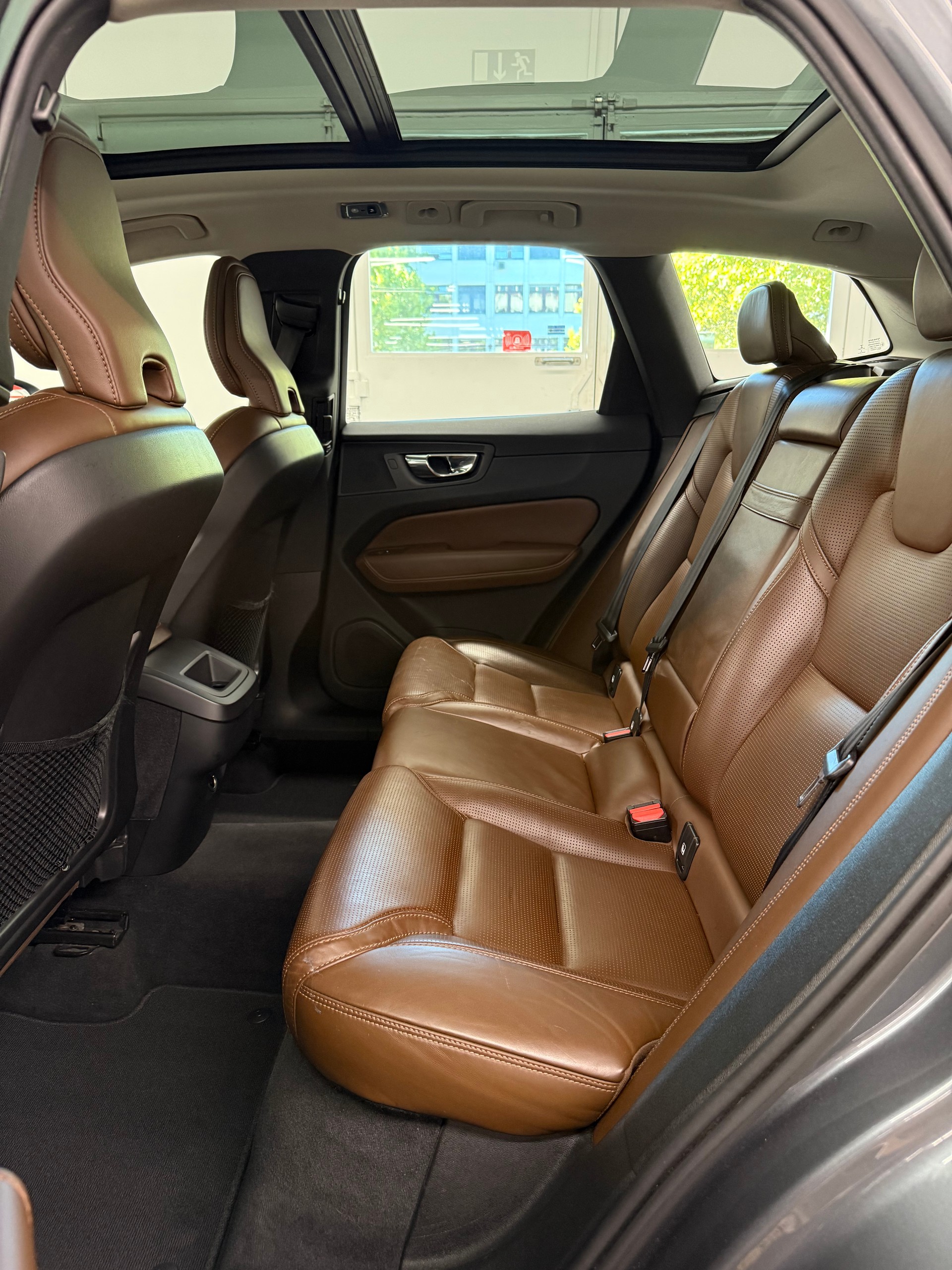 VOLVO XC60 T5 AWD Inscription Geartronic-image-14