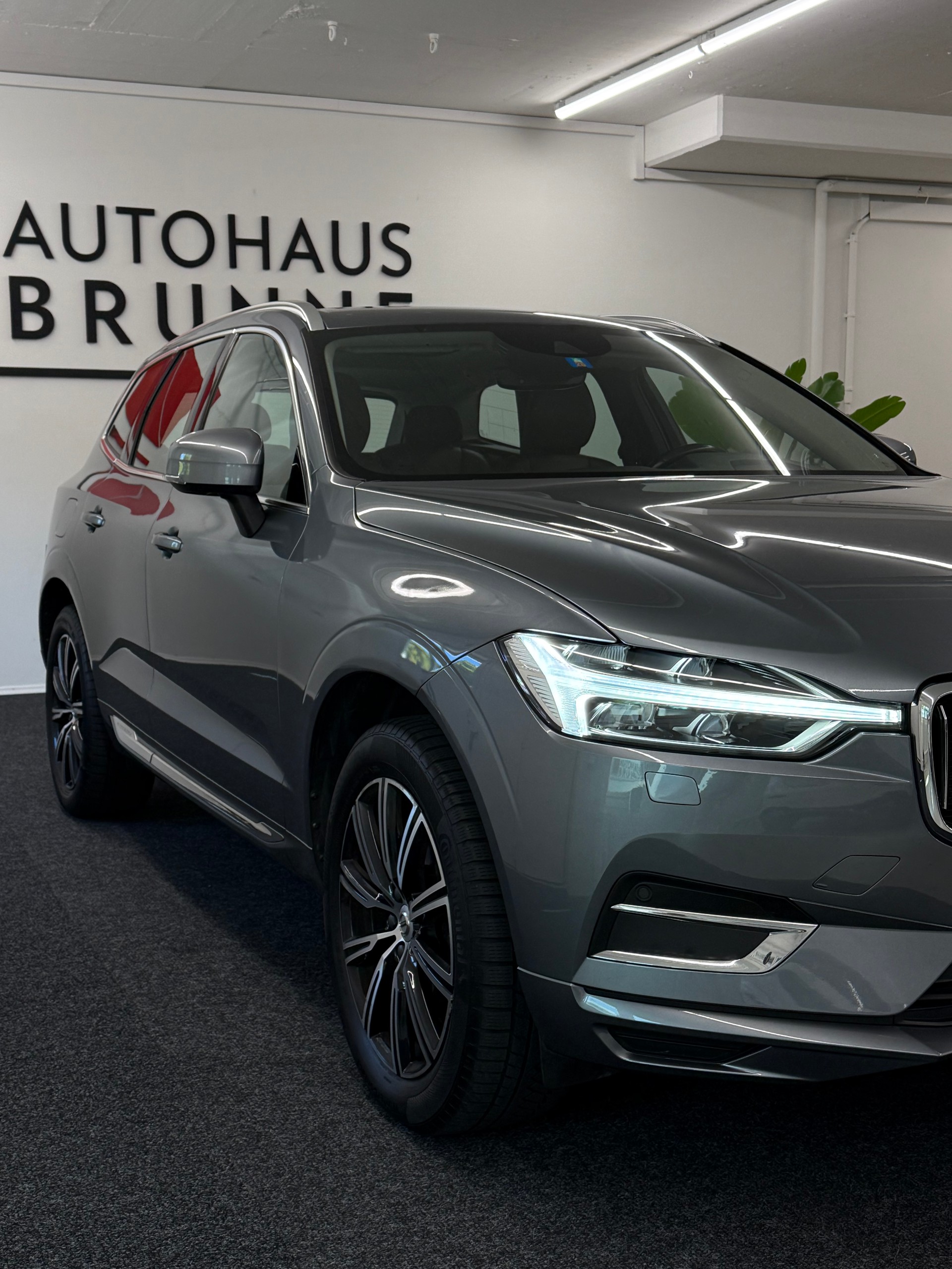 VOLVO XC60 T5 AWD Inscription Geartronic-image-5