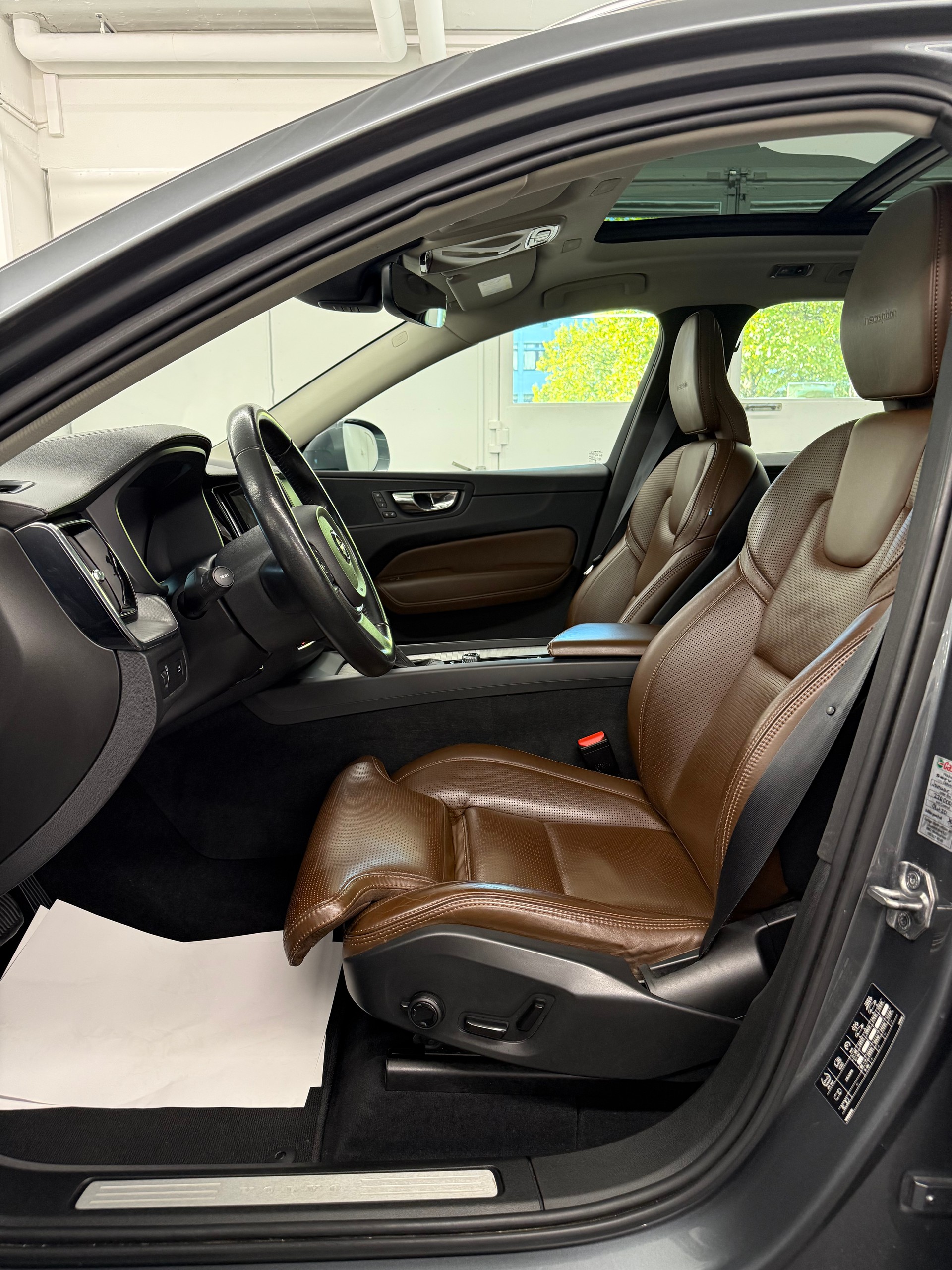 VOLVO XC60 T5 AWD Inscription Geartronic-image-13