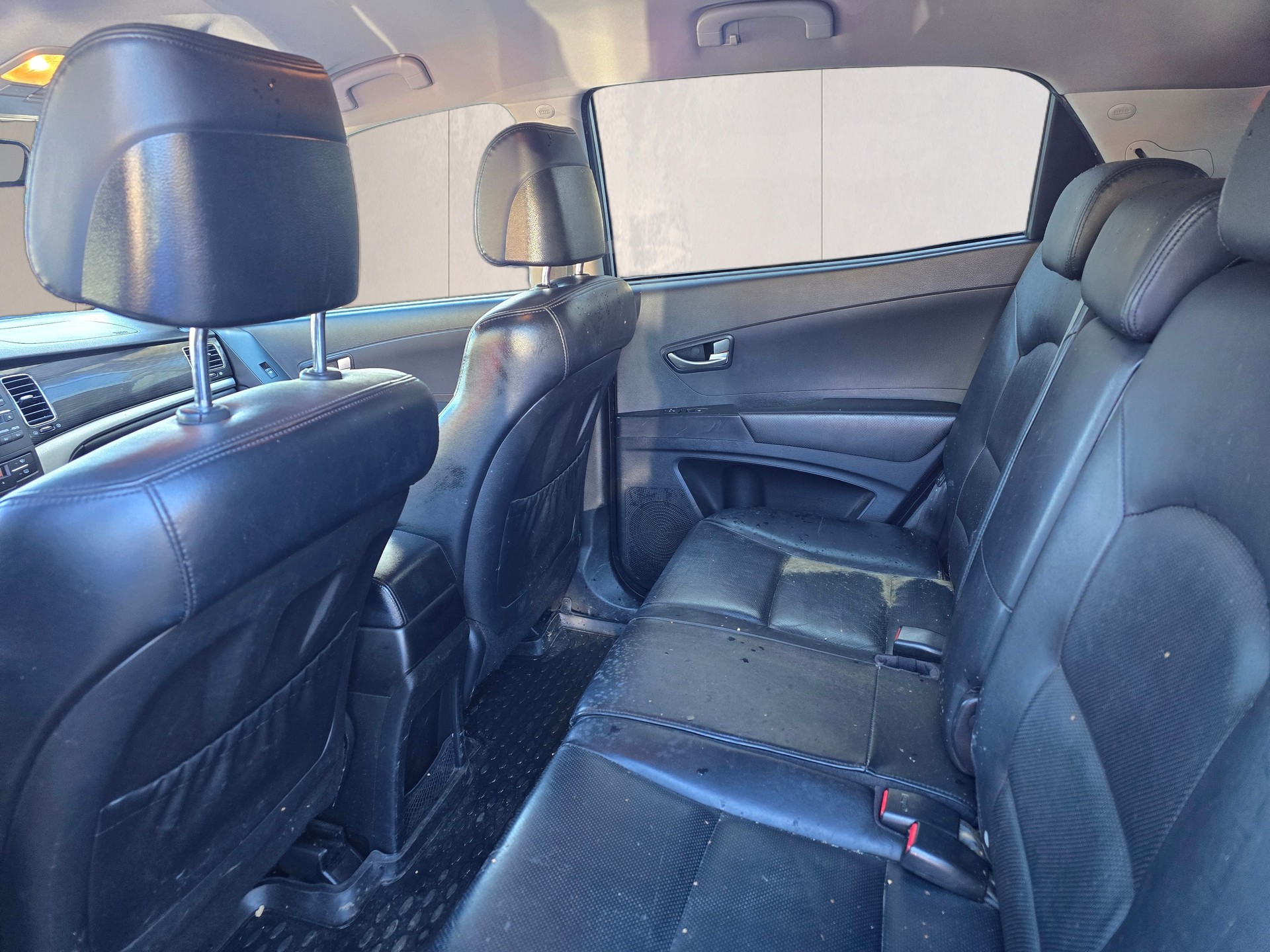 KGM-SsangYong Korando 2.0i Quartz 4WD-image-15