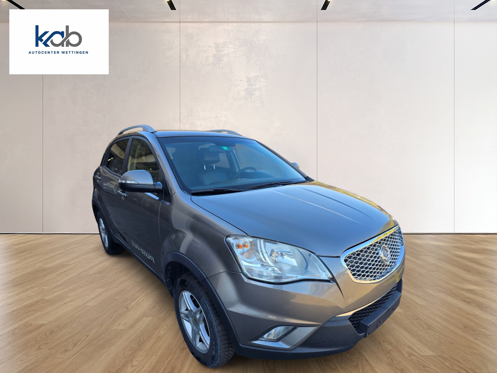 KGM-SsangYong Korando 2.0i Quartz 4WD-image-2