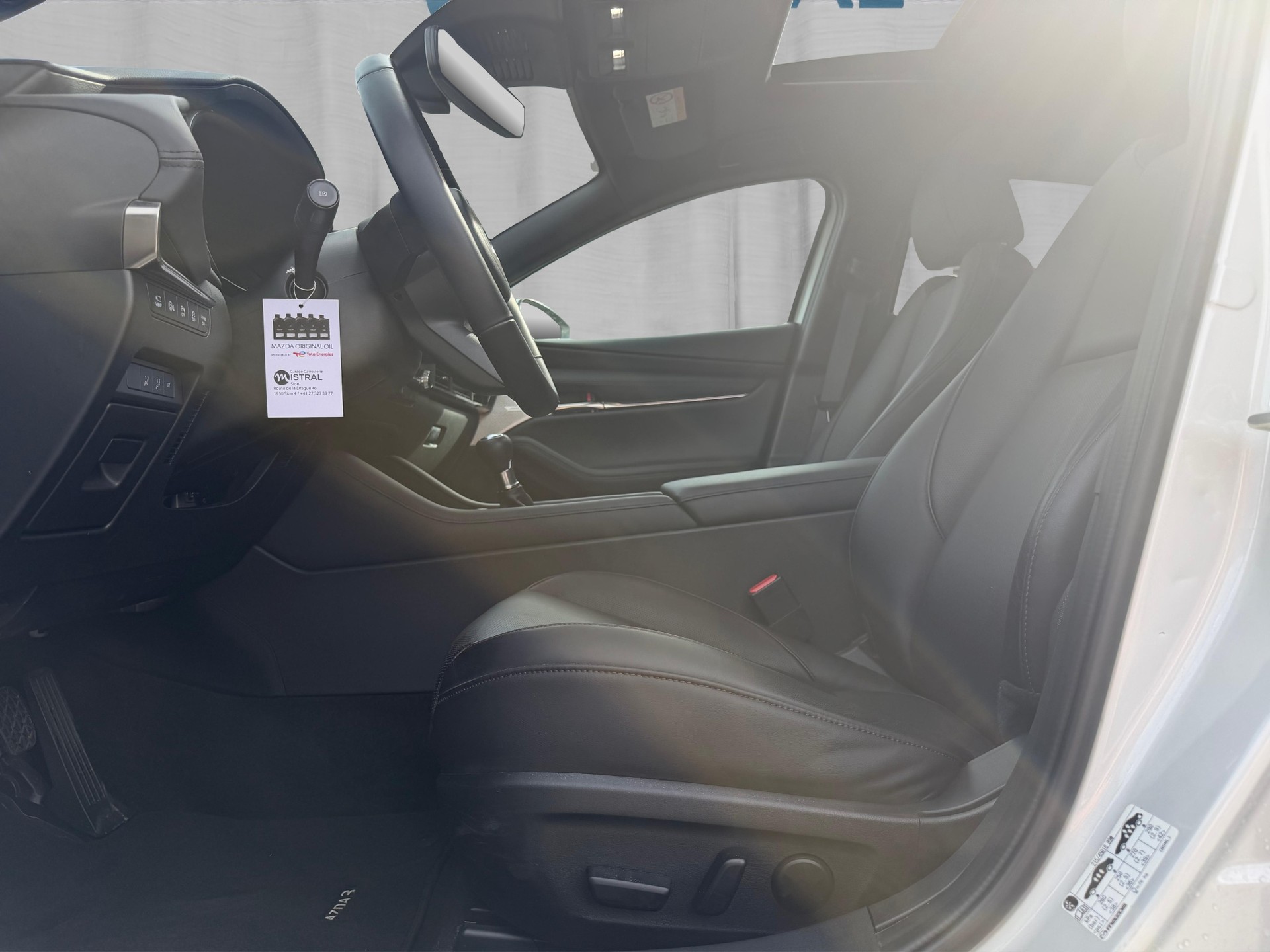 MAZDA 3 Hatchback SKYACTIV-X M Hybrid 186 Exclusive Line-image-8