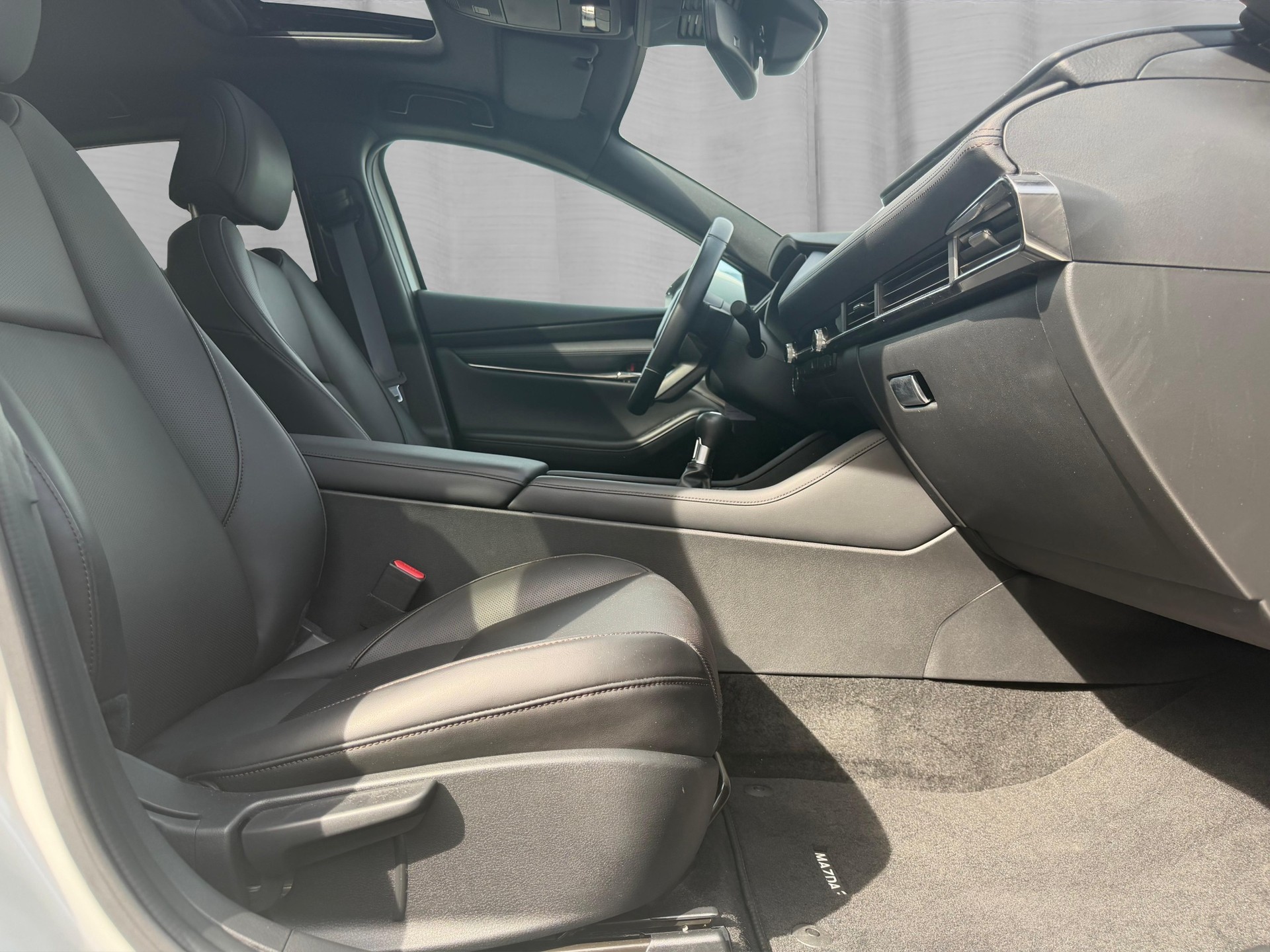 MAZDA 3 Hatchback SKYACTIV-X M Hybrid 186 Exclusive Line-image-14